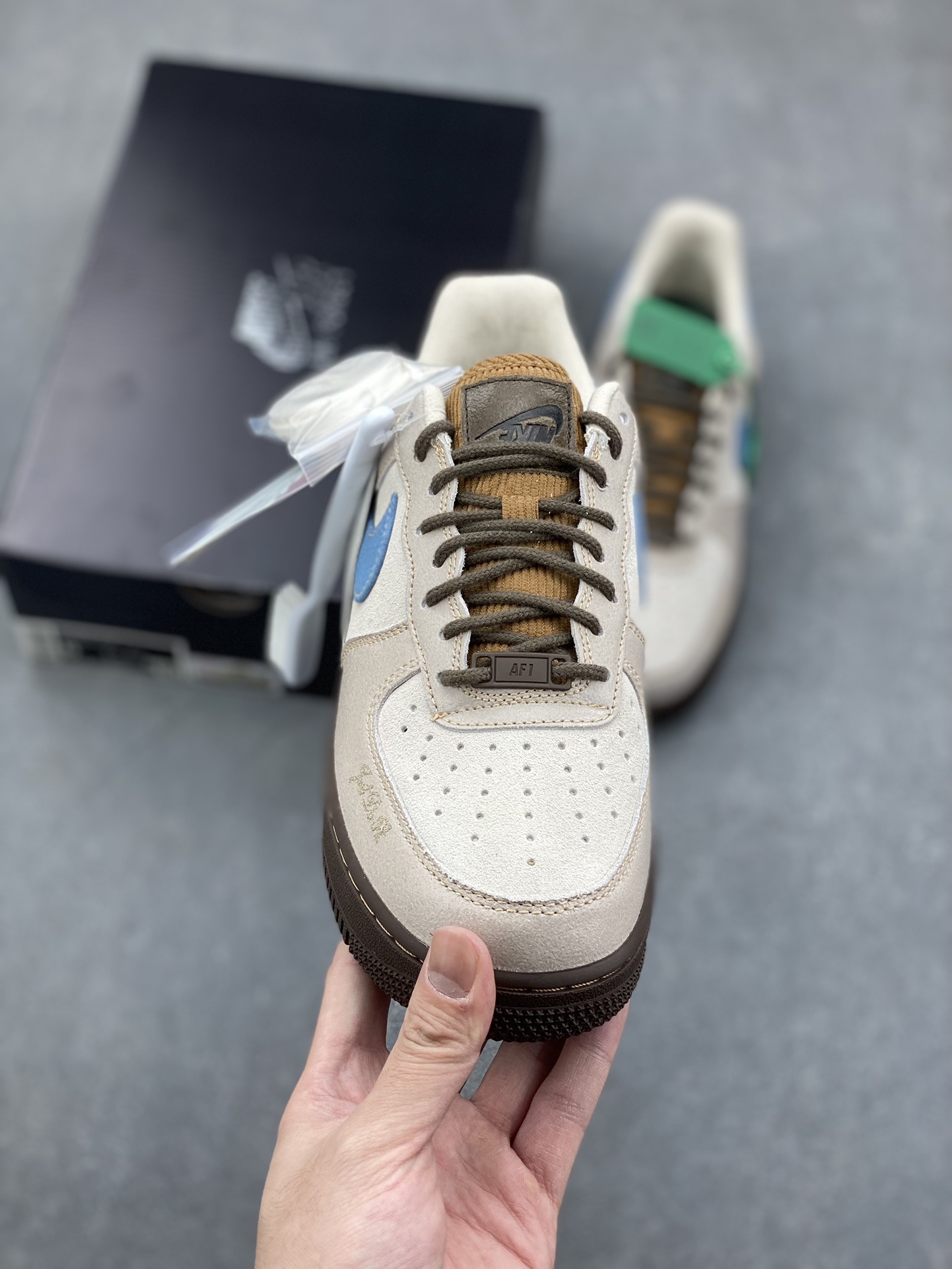 Nike Air Force 1 Low HY Version - Pure Original with NFC Chip & Accessories 3 i1732565861 1984 6