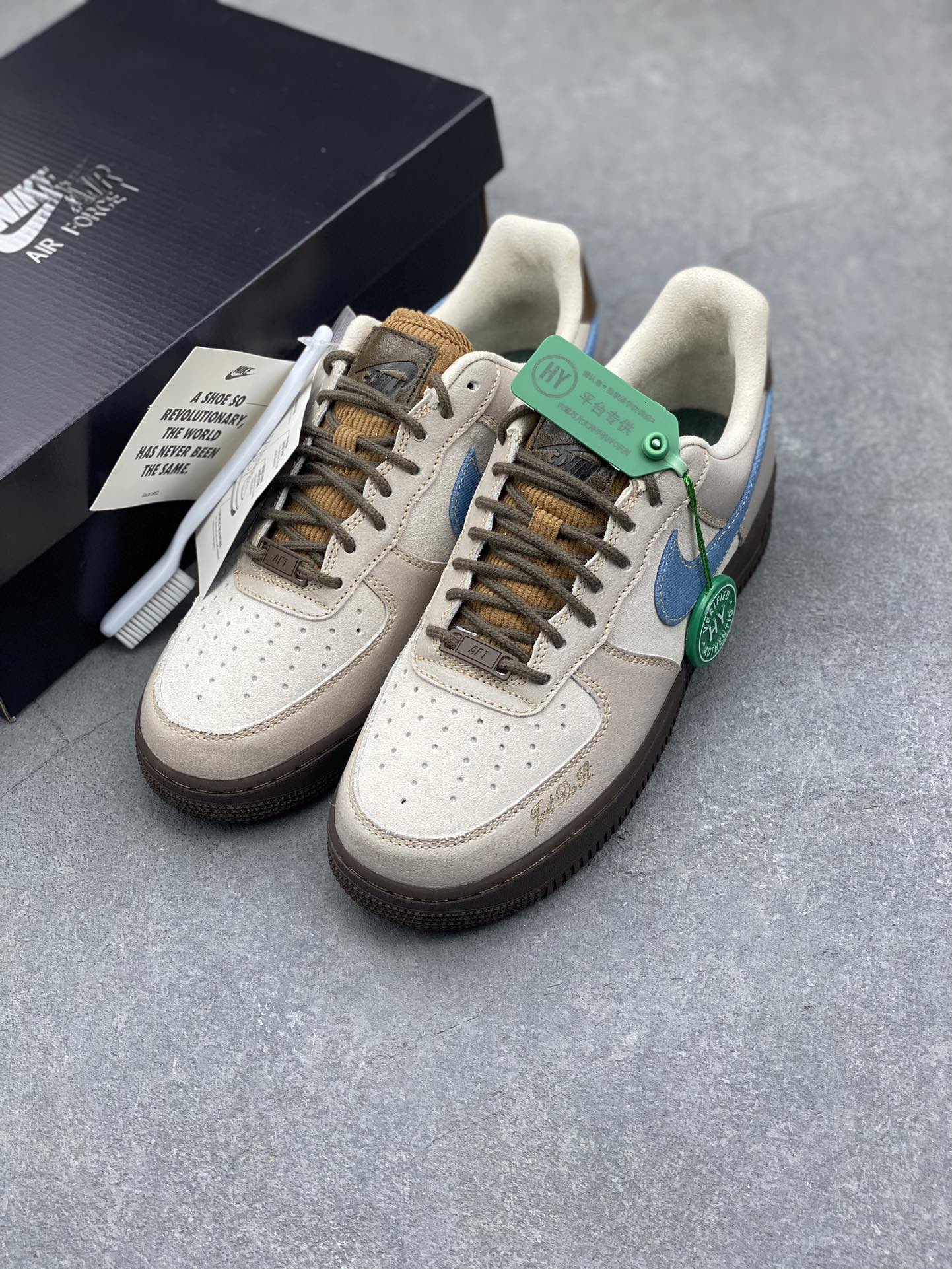 Nike Air Force 1 Low HY Version - Pure Original with NFC Chip & Accessories 9 i1732565861 5721 7