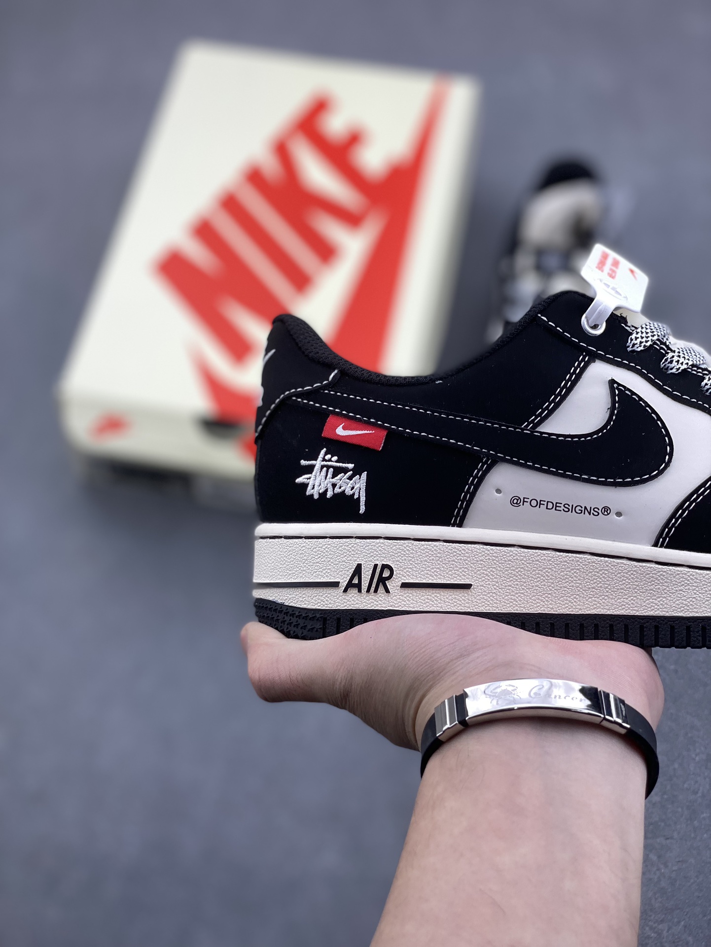 Nike Air Force 1 '07 Low Stussy Collab Black/White Sneakers 6 i1732566128 2515 0