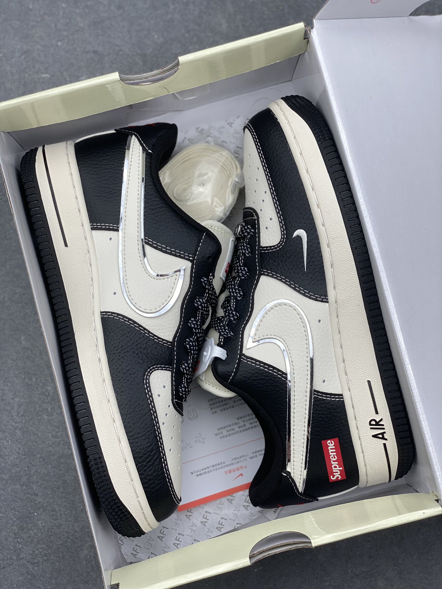 Nike Air Force 1 '07 Low Supreme Collab Sneakers - Black/Silver 10 i1732736663 9901 5