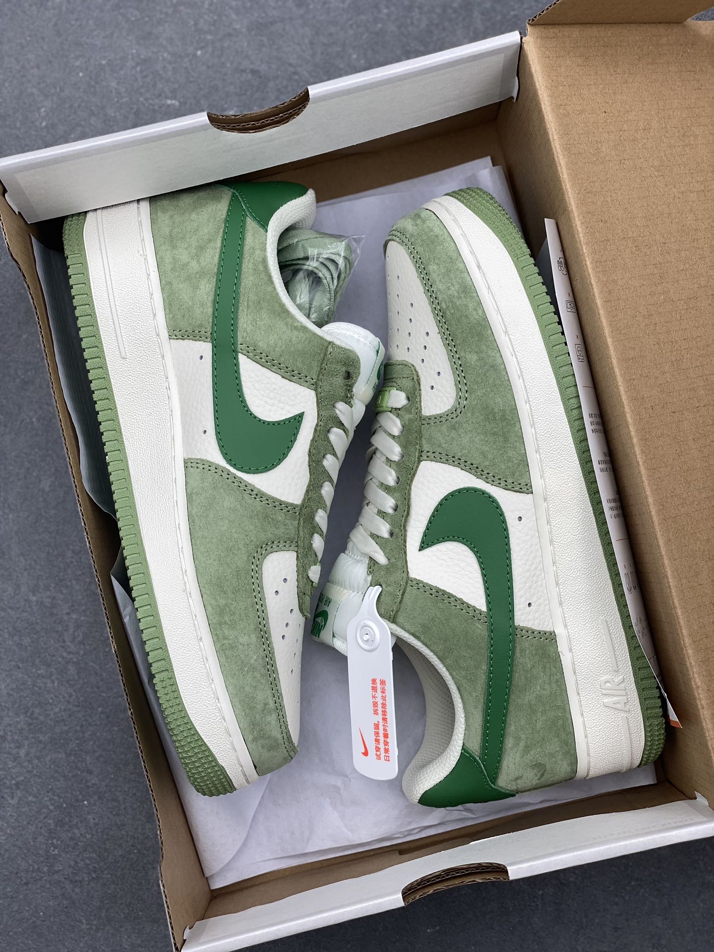 Nike Air Force 1 Low '07 White Green Casual Sneakers 10 i1732810775 1396 4