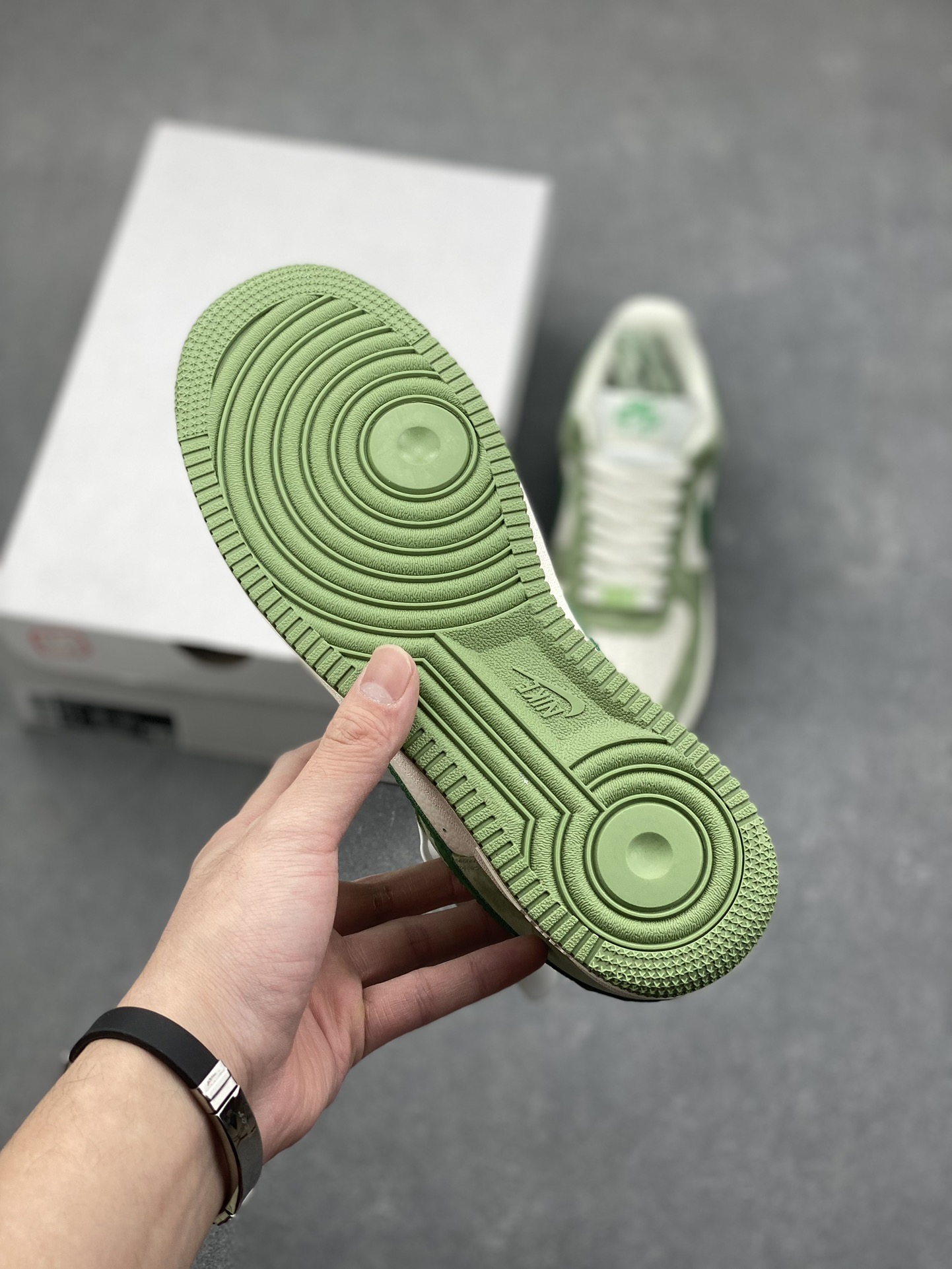Nike Air Force 1 Low '07 White Green Casual Sneakers 7 i1732810775 4988 8