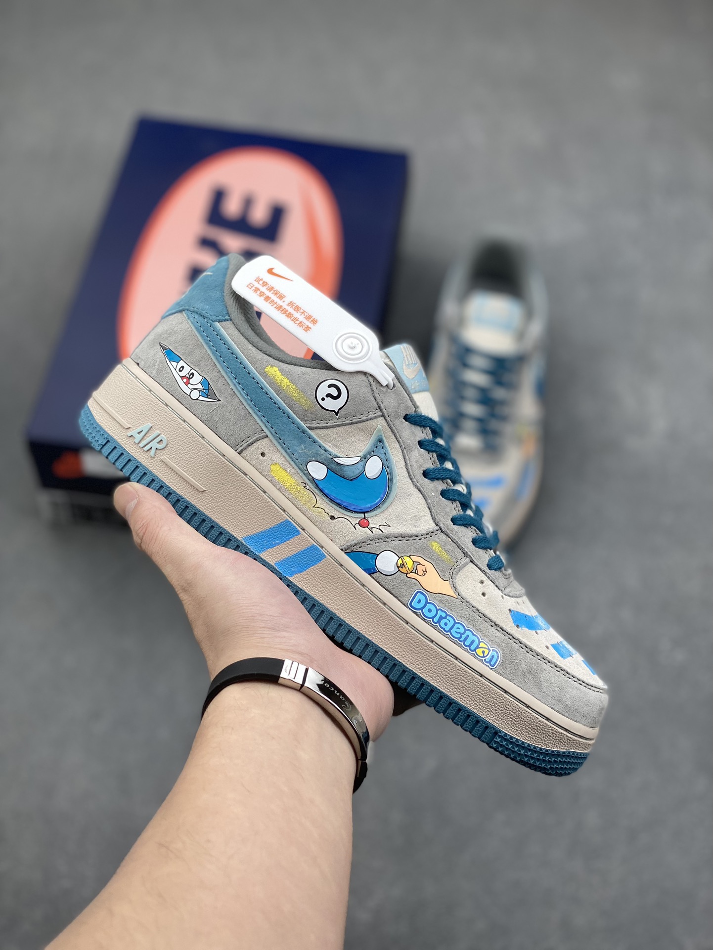 Nike Air Force 1 Low "Time Machine" Doraemon Custom Sneakers 2 i1732811117 1549 5