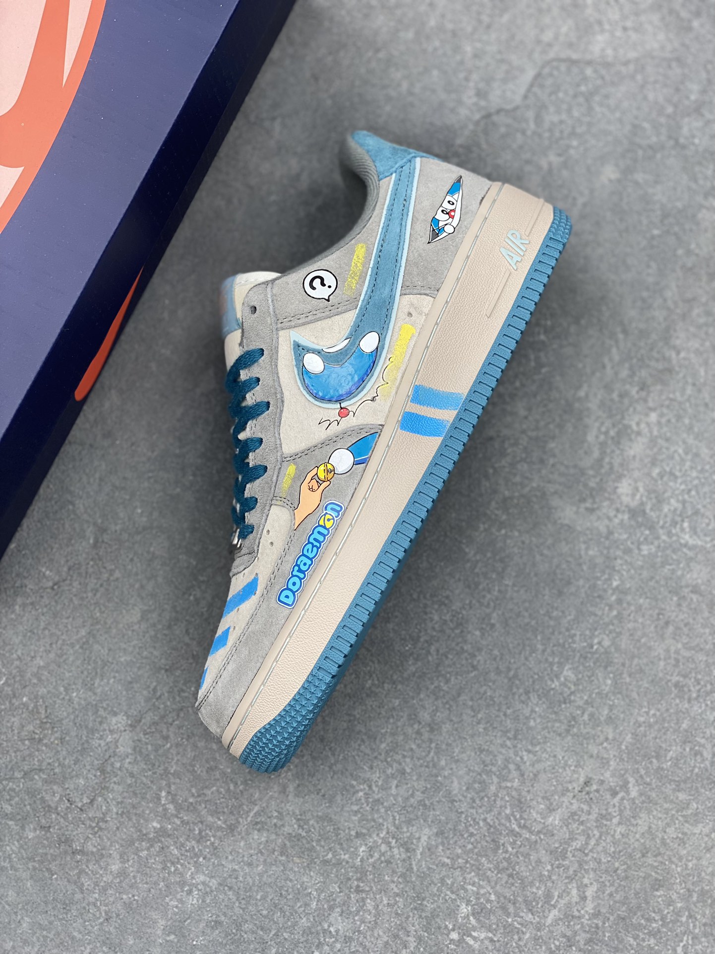 Nike Air Force 1 Low "Time Machine" Doraemon Custom Sneakers 8 i1732811117 3147 2