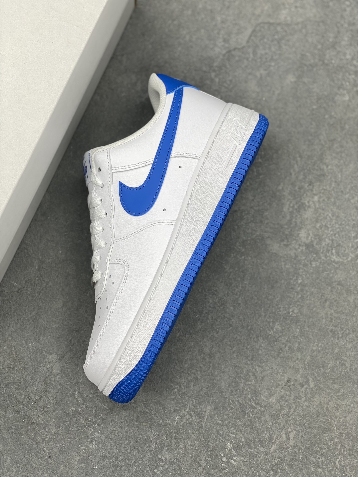 Nike Air Force 1 '07 Low White Royal Blue Casual Sneakers FJ4146-103 8 i1732811184 9377 0