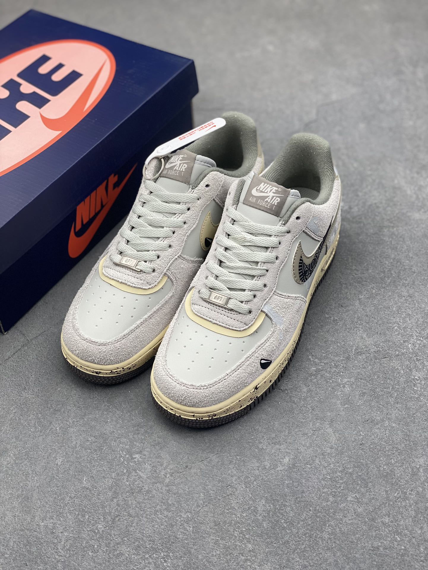 Nike Air Force 1 '07 Low Sneakers - Limited Edition, Comfortable, and Stylish 9 i1732914969 1333 6