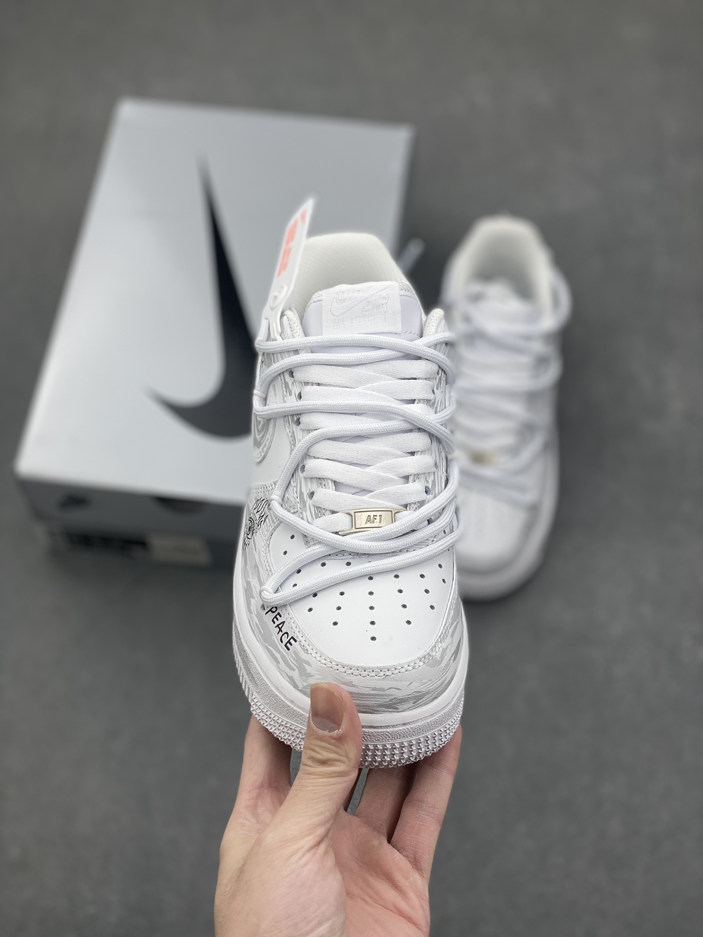Nike Air Force 1 Low '07 Custom Anime White Casual Sneakers 3 i1732915579 5924 1