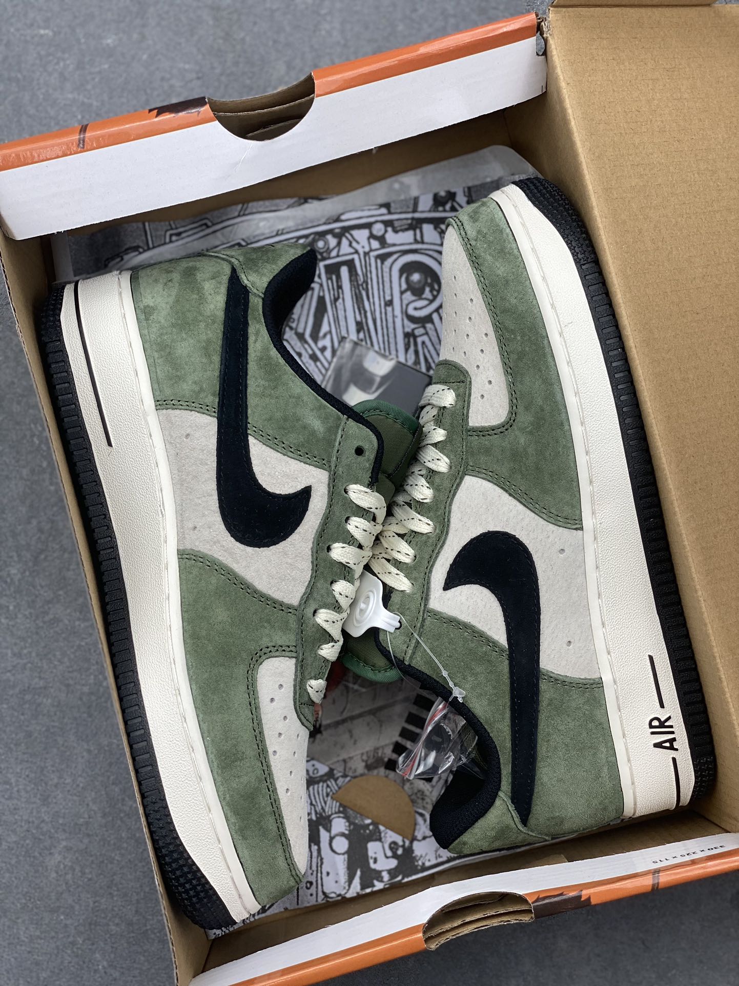 AKIRA x Nike Air Force 1 Low '07 Morandi Green Suede Sneakers 10 i1732993796 8026 1