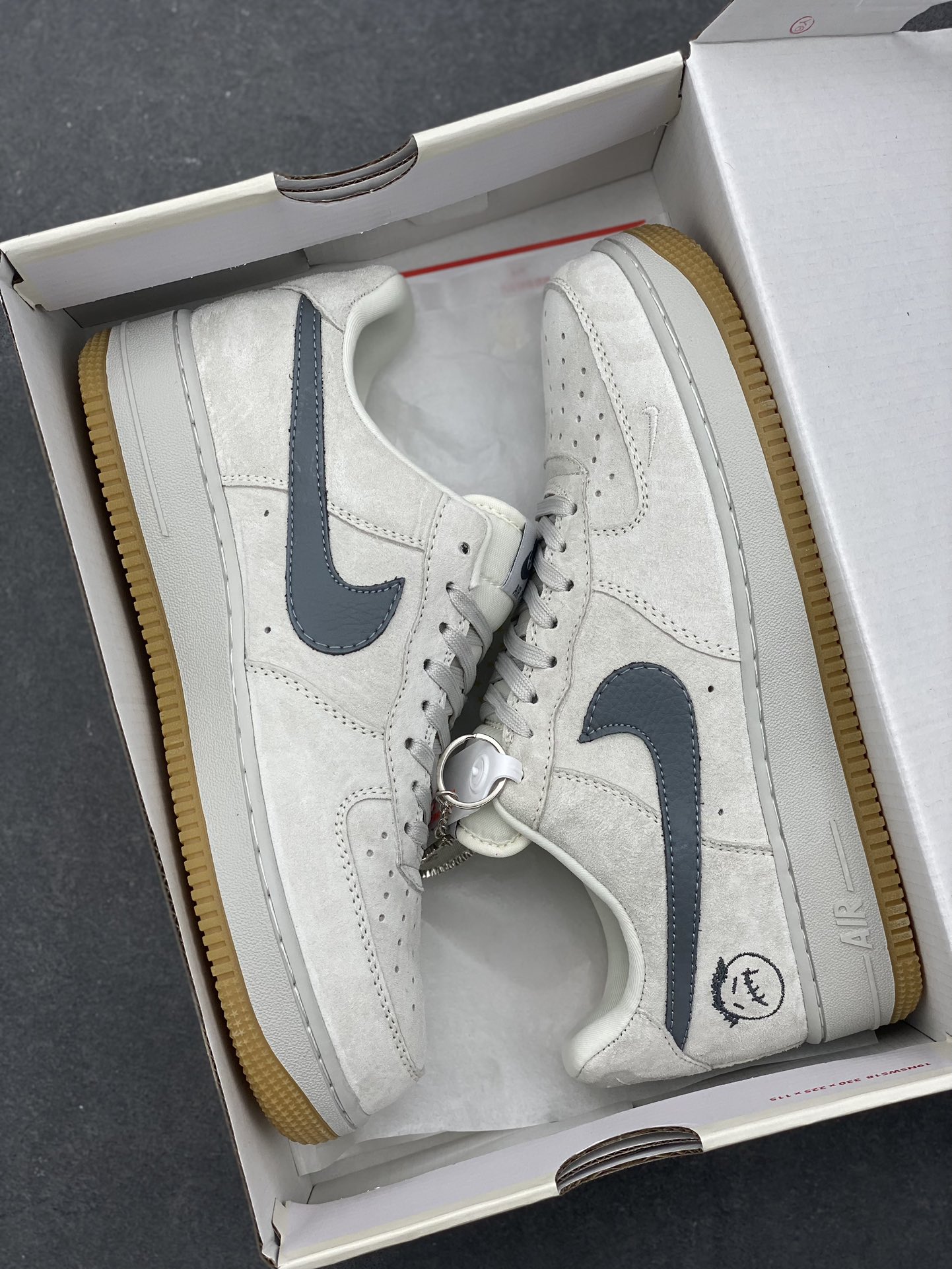 Nike Air Force 1 '07 Low 'Cactus Jack' Sneakers - Limited Edition 10 i1732994766 7847 7