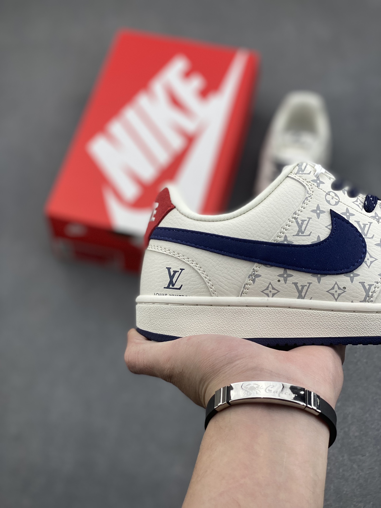 Nike Air Force 1 '07 Low Louis Vuitton Custom Sneakers - Size 36-45 6 i1732995331 8842 1
