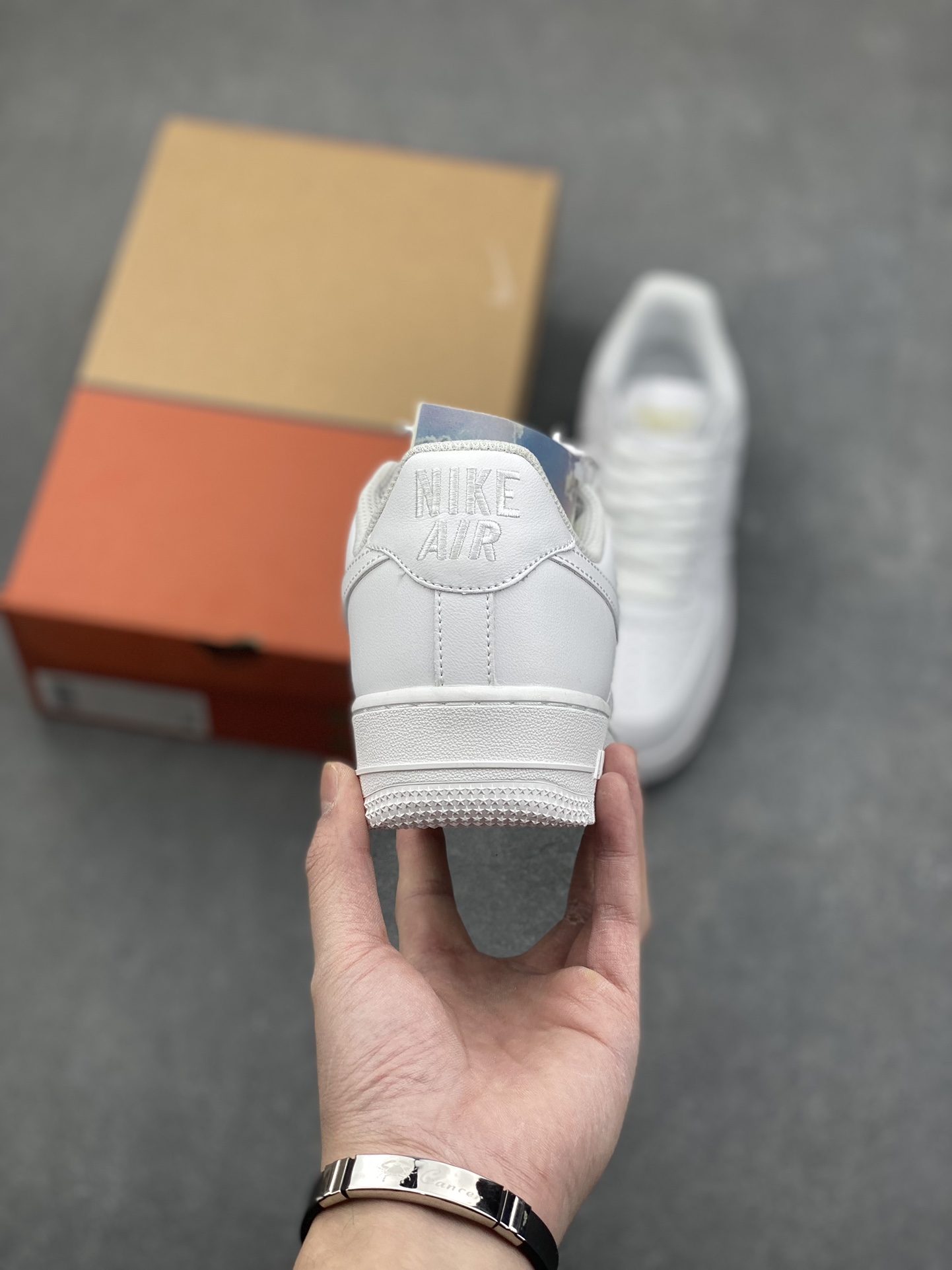 Nike Air Force 1 '07 Low White Classic Sneakers CJ3911-100 5 i1732995543 538 4