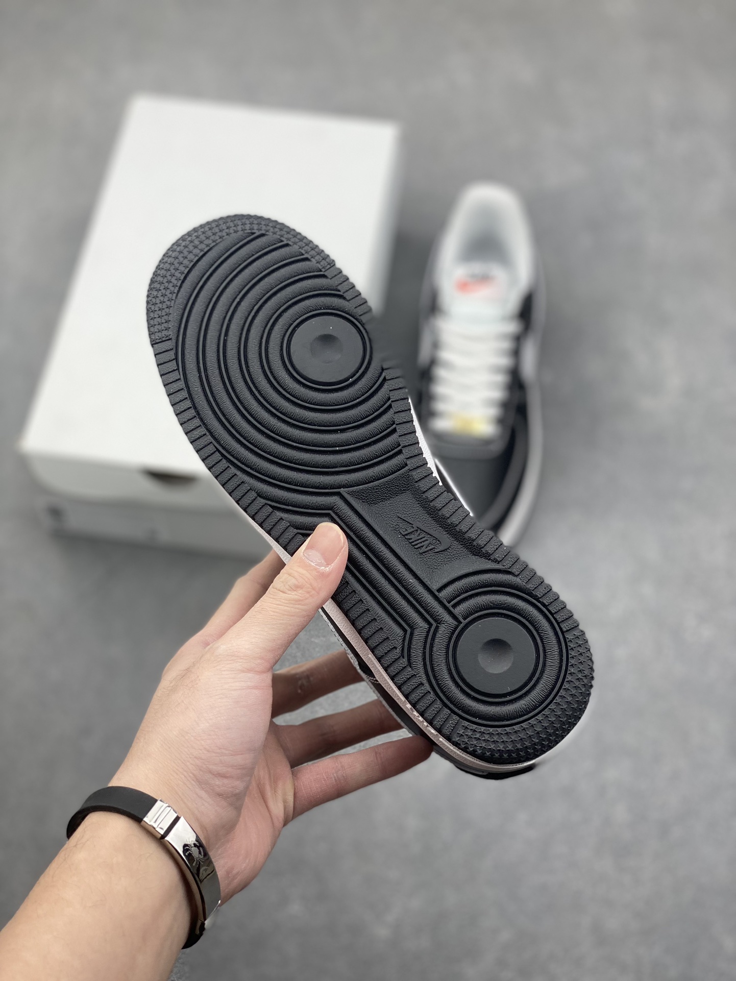 Nike Air Force 1 '07 Low Black/White DA8478-001 - Original Edition 7 i1732995828 5767 8
