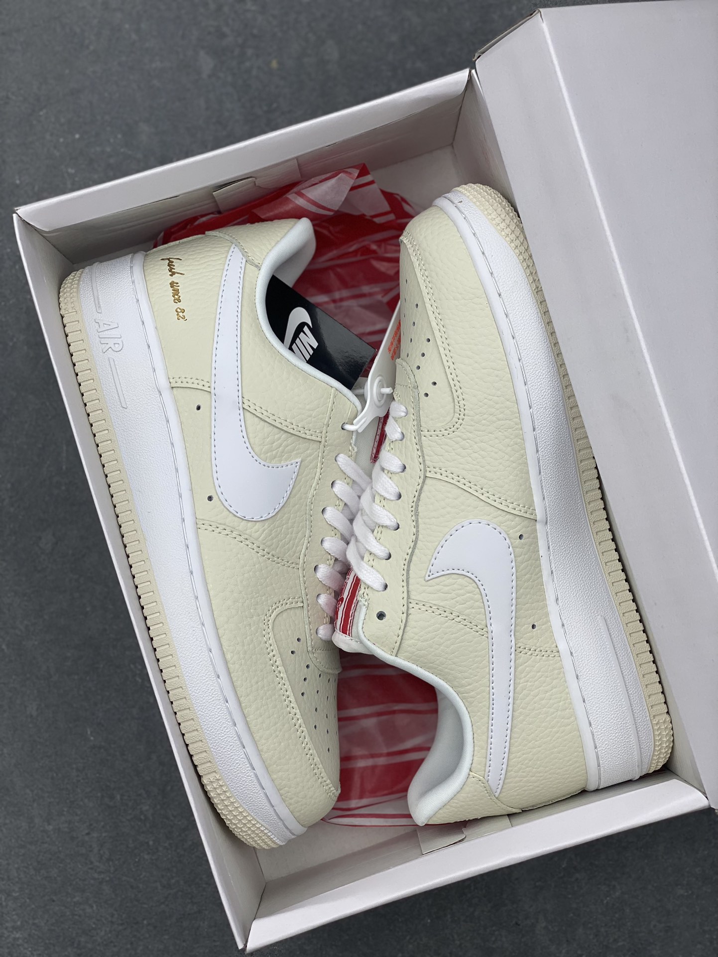 Nike Air Force 1 '07 Low CW2919-100 - Classic Style, Supreme Comfort 10 i1732995868 4622 1