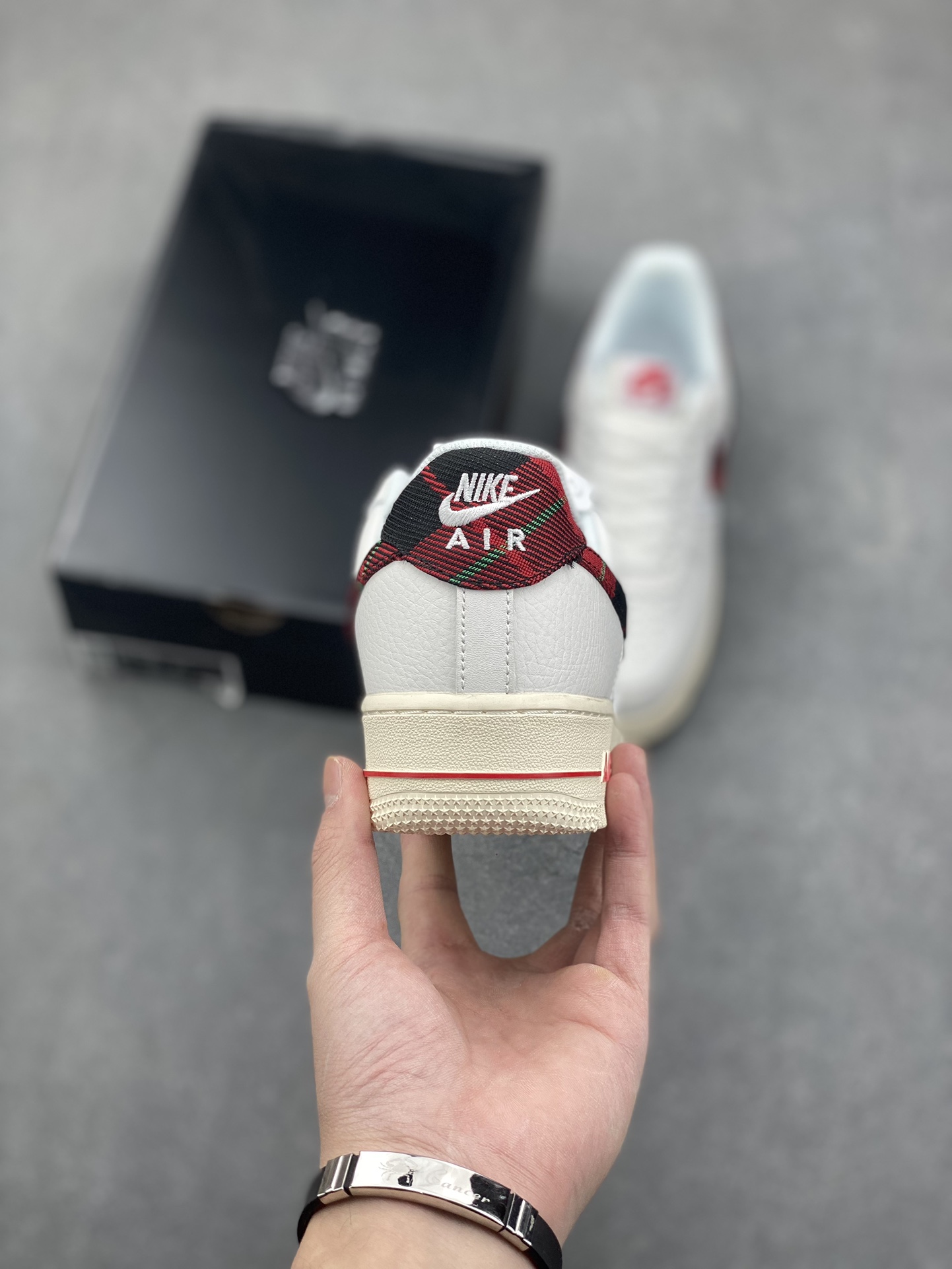Nike Air Force 1 '07 Low White/Tartan Plaid Sneakers - Style DV0789-100 5 i1732995959 5011 3