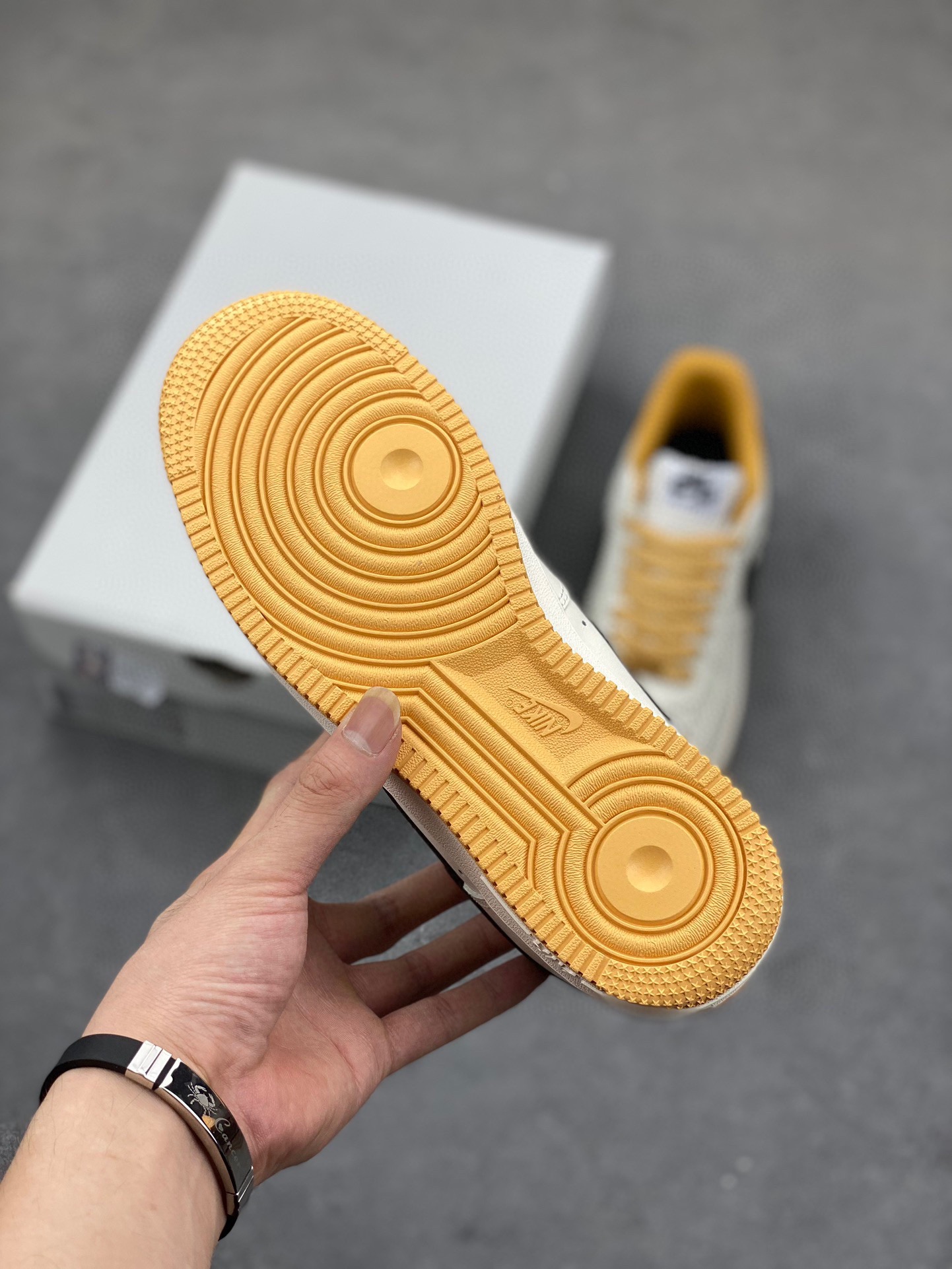 Nike Air Force 1 '07 Low FD9063-101 - Pure Comfort and Style 7 i1732997272 8860 4