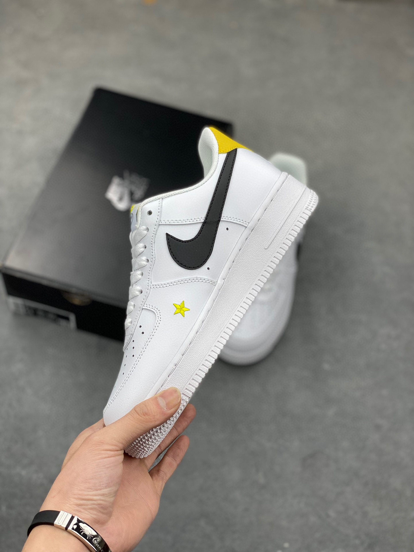 Nike Air Force 1 Low White/Red Casual Shoes - Official Version 4 i1732997928 6533 4