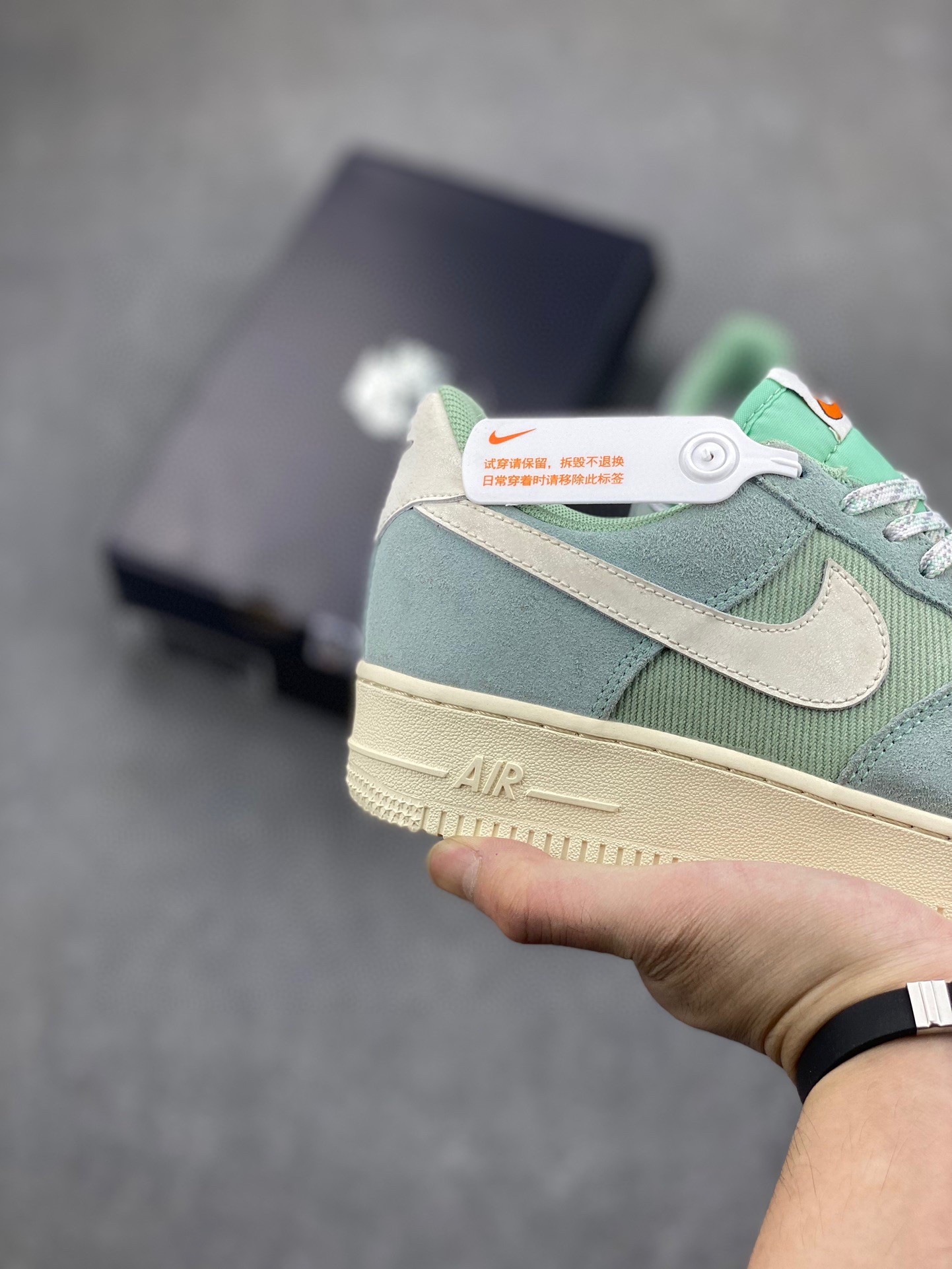 Nike Air Force 1 Low Green Suede Casual Sneakers DO9801-300 6 i1732998951 5144 8