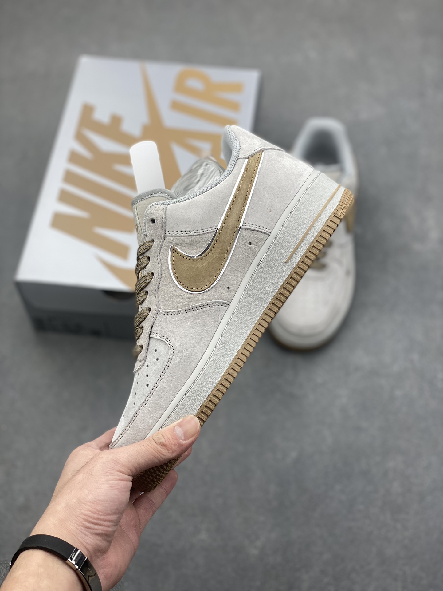 Nike Air Force 1 '07 Low Suede Khaki Sneakers 4 i1733071171 5822 2