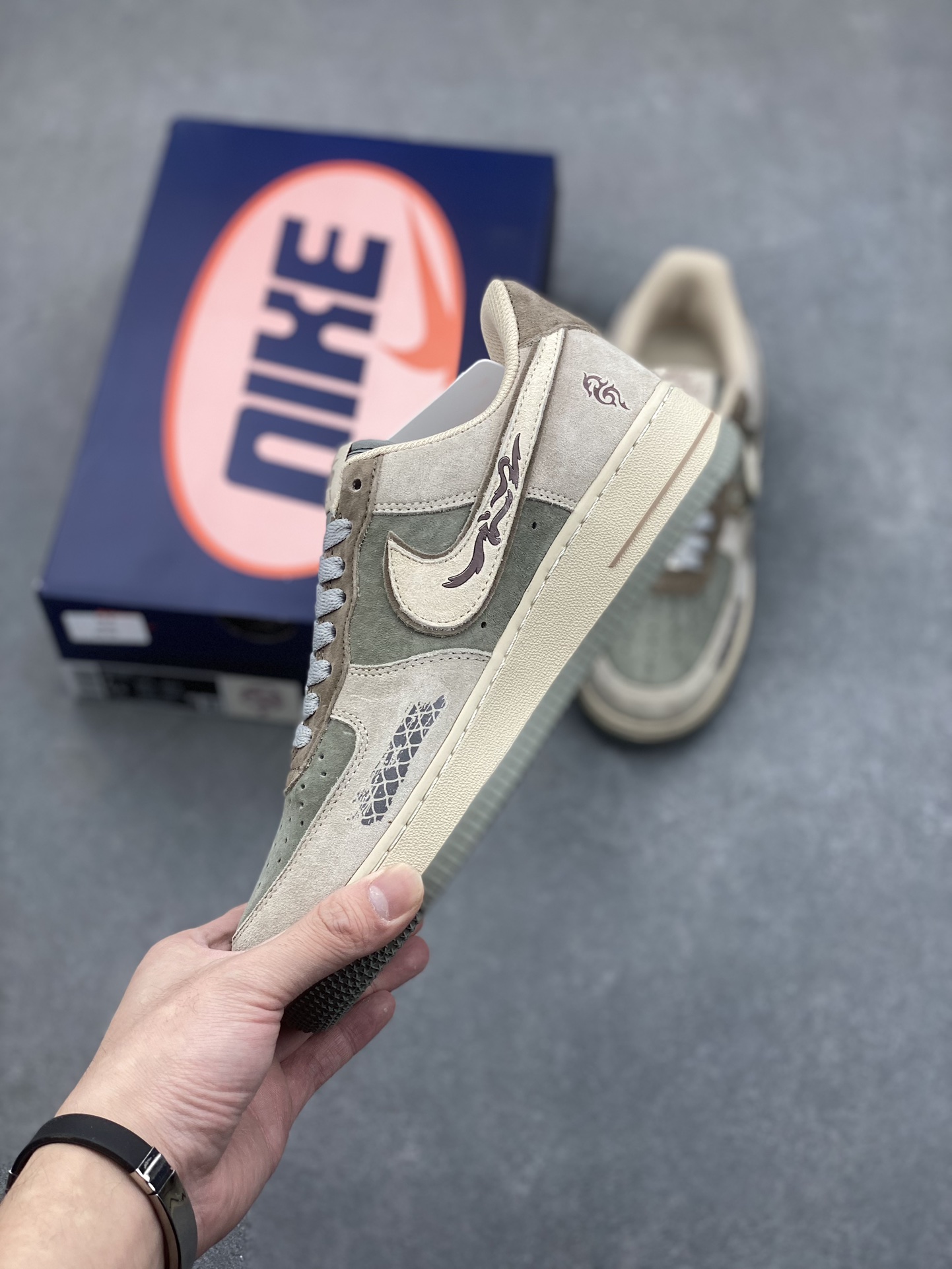 Nike Air Force 1 Low 'Green Dragon Crescent Blade' Custom Sneakers 4 i1733071226 6331 2