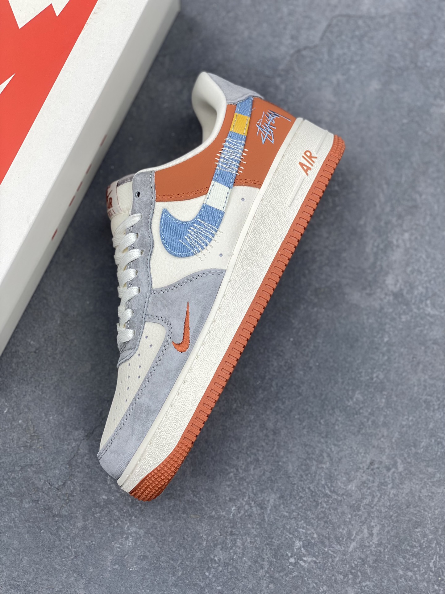 Nike Air Force 1 '07 Low Stussy Sneakers 8 i1733071594 6113 8