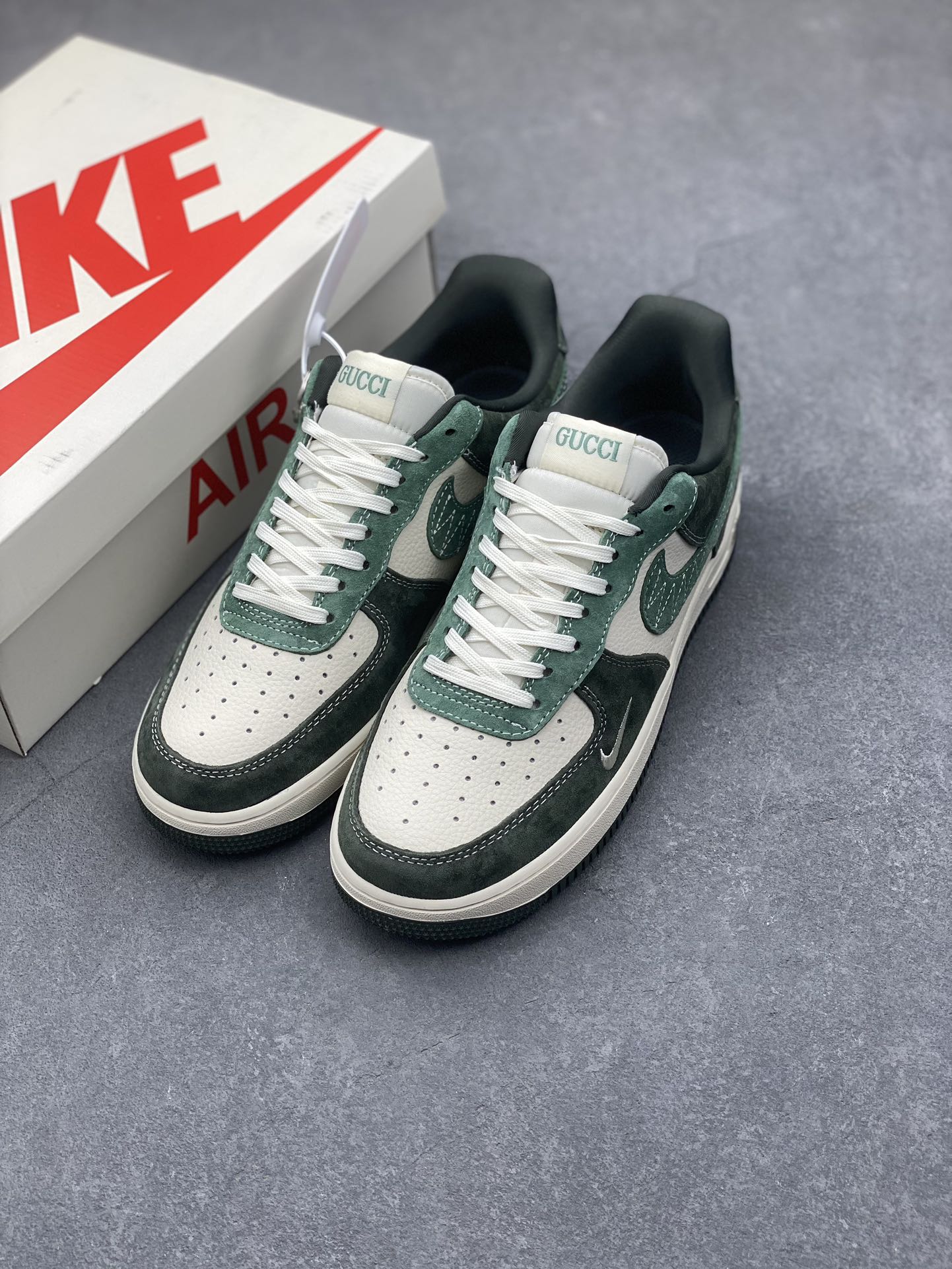 Nike Air Force 1 '07 Low Gucci Collab Jade Green Sneakers 9 i1733157926 3545 6