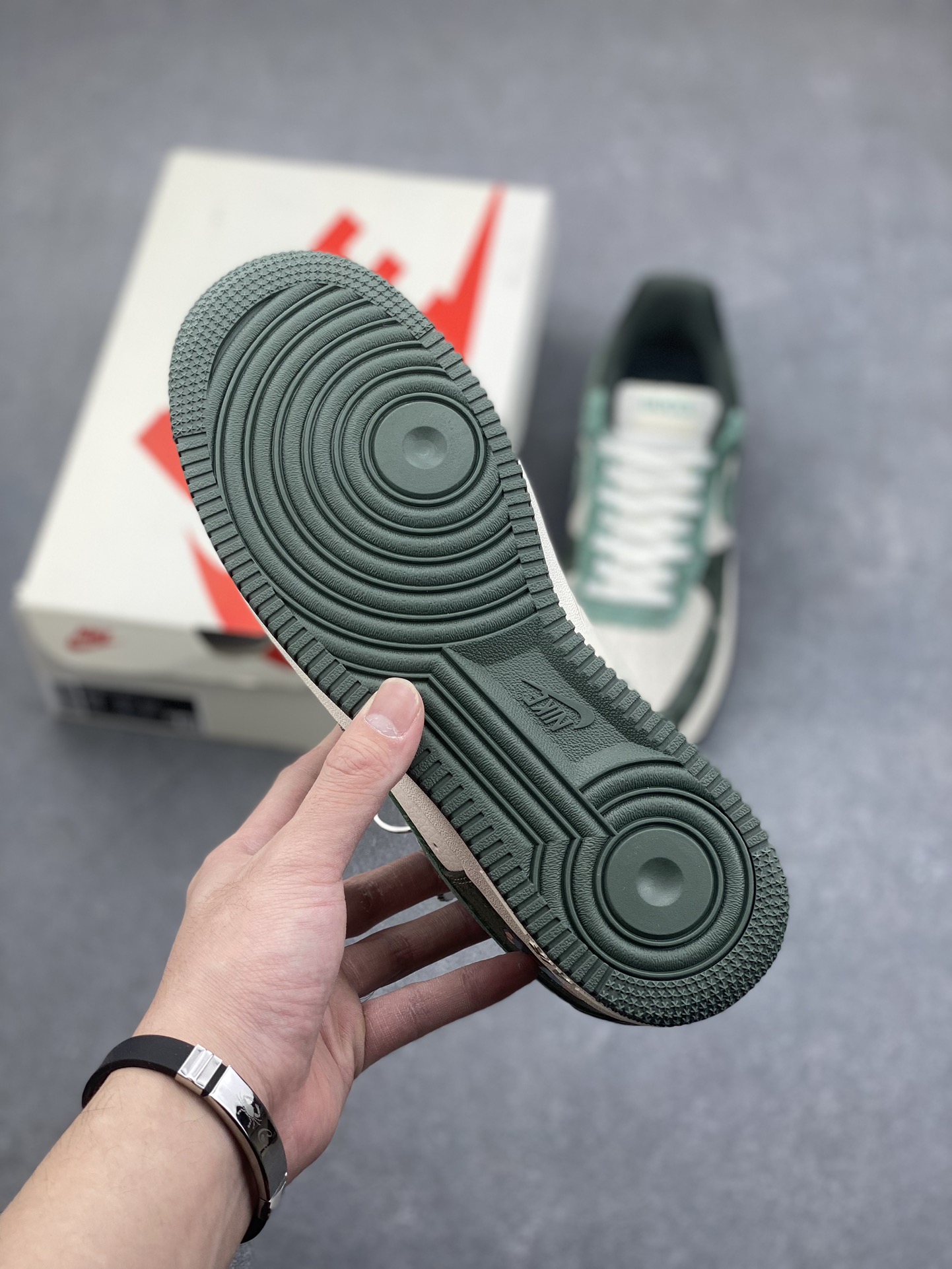 Nike Air Force 1 '07 Low Gucci Collab Jade Green Sneakers 7 i1733157926 5839 4