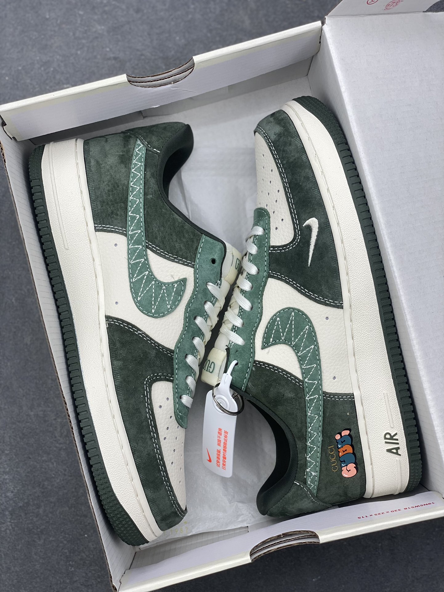 Nike Air Force 1 '07 Low Gucci Collab Jade Green Sneakers 10 i1733157926 9854 7