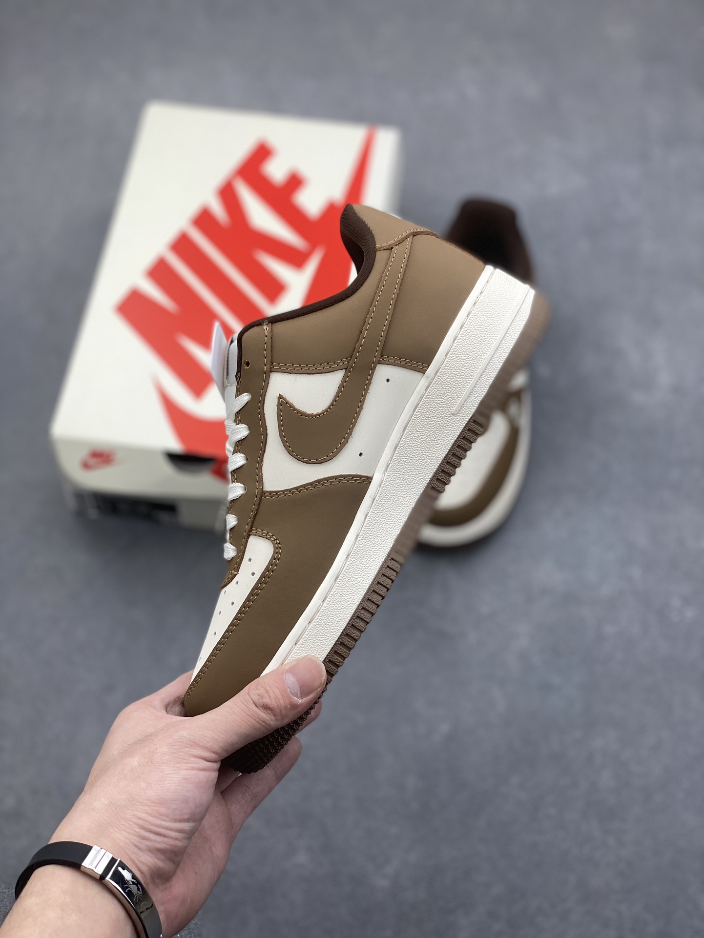 Nike Air Force 1 '07 Low Bape Brown Bear Limited Edition Sneakers 4 i1733157971 1884 7