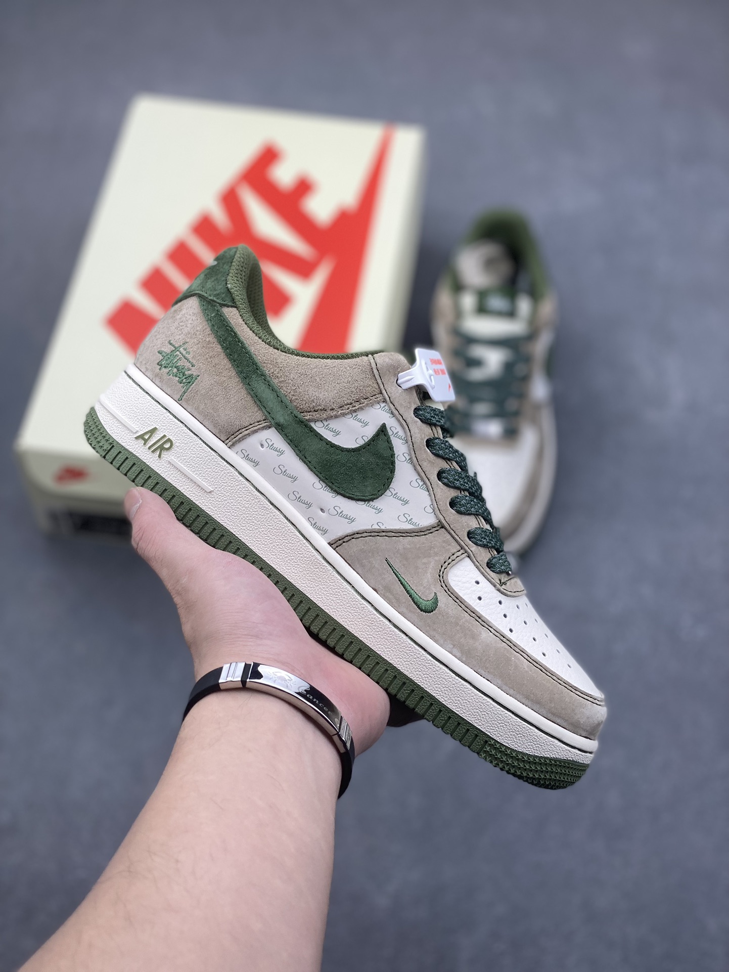 Nike Air Force 1 '07 Low Stussy Collab Green - Limited Edition Sneakers 2 i1733158012 7952 3