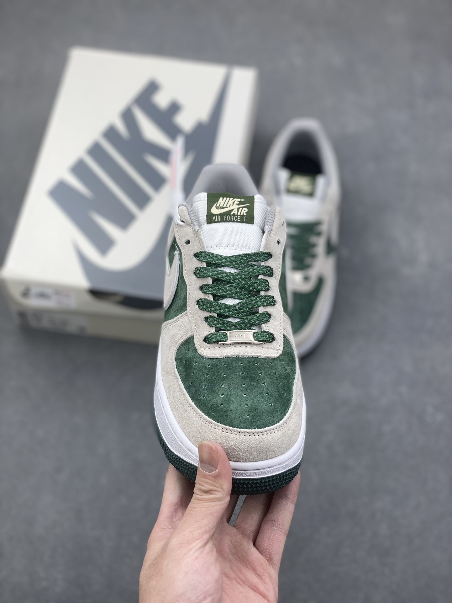 Nike Air Force 1 '07 Low Forest Green Sneakers - CT2302-228 - Limited Edition 3 i1733158347 1938 1