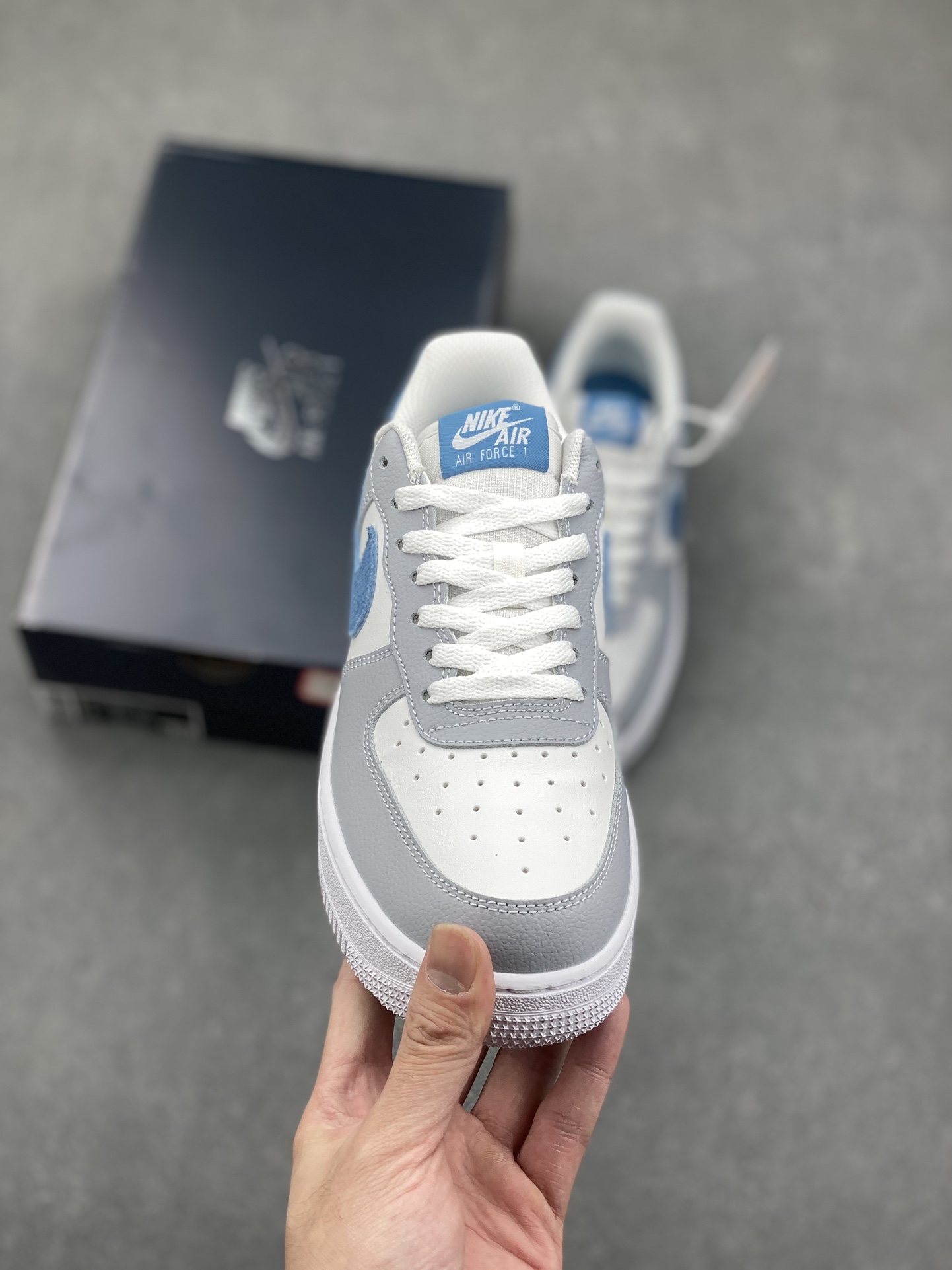 Nike Air Force 1 '07 Low Gray/Blue Leather Casual Sneakers 3 i1733245935 3847 0
