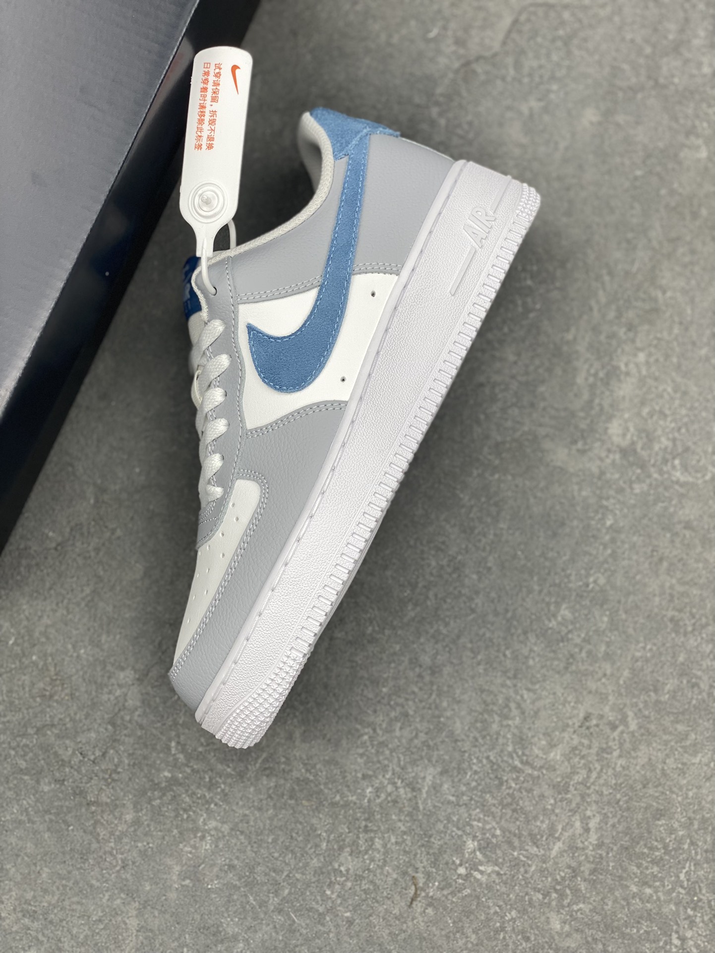 Nike Air Force 1 '07 Low Gray/Blue Leather Casual Sneakers 8 i1733245935 4866 6