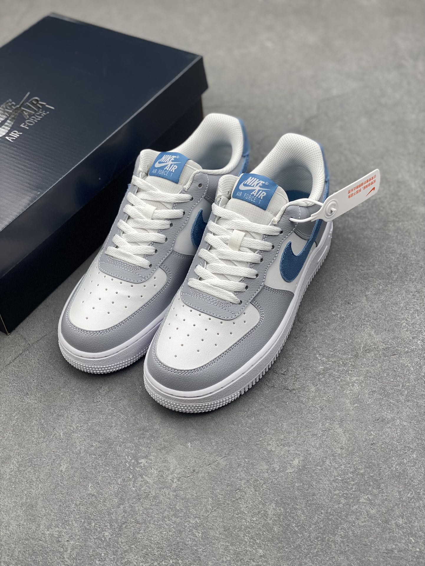 Nike Air Force 1 '07 Low Gray/Blue Leather Casual Sneakers 9 i1733245935 7339 7