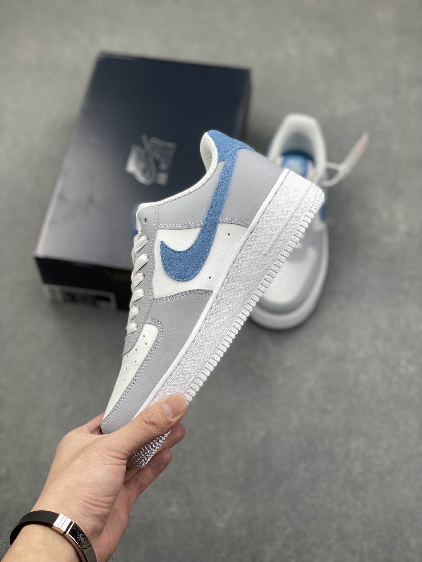 Nike Air Force 1 '07 Low Gray/Blue Leather Casual Sneakers 4 i1733245935 8716 3