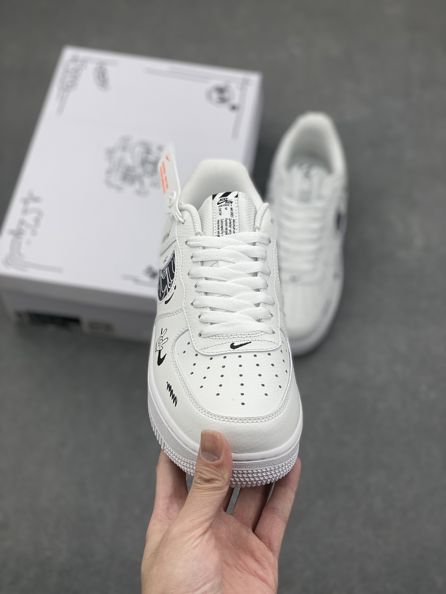 Nike Air Force 1 Low Smiley Face Casual Sneakers FB8971-020 3 i1733246304 5581 6