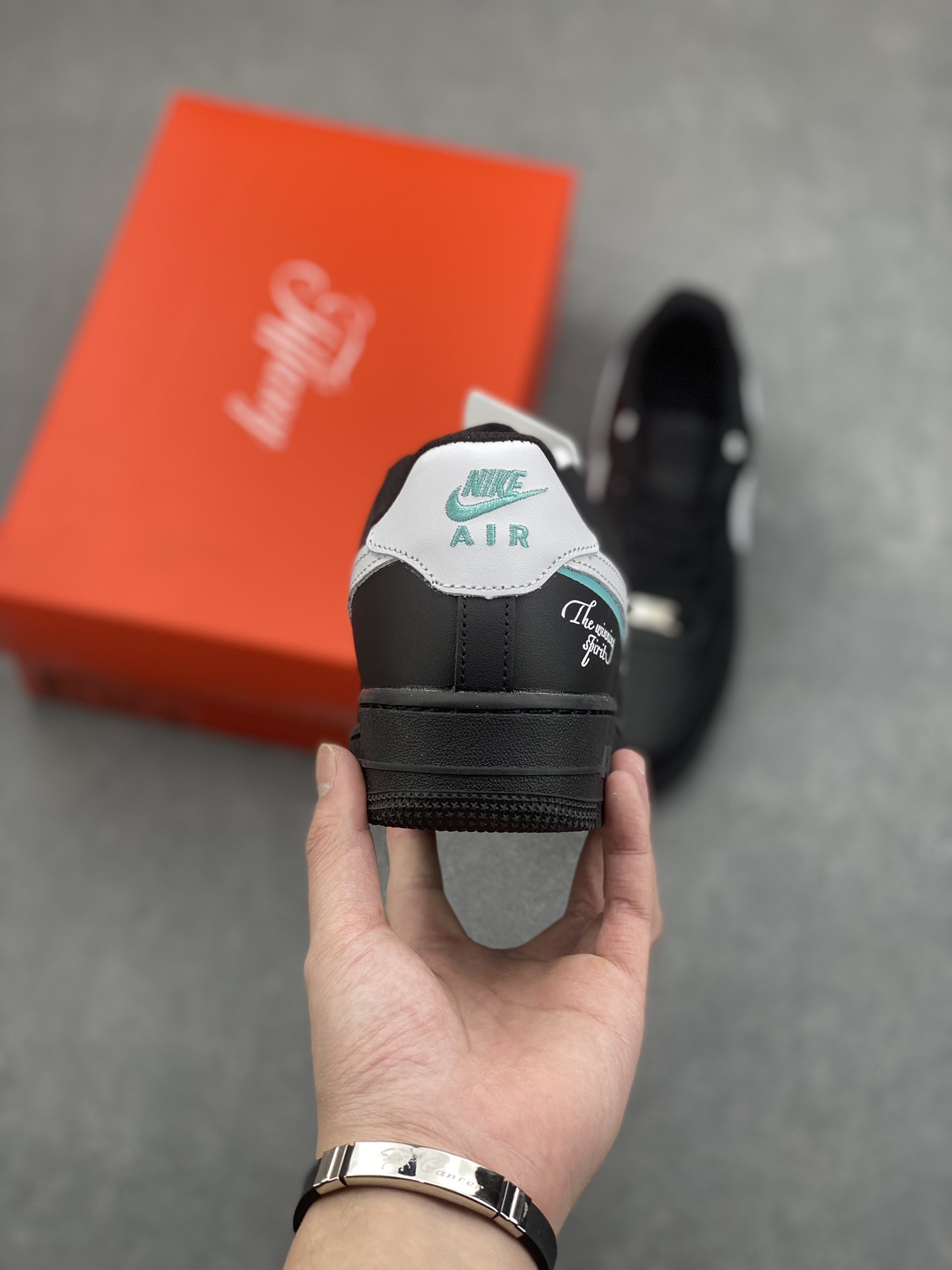 Nike Air Force 1 '07 Low Black White Casual Sneakers DD8959-001 5 i1733246503 6643 8
