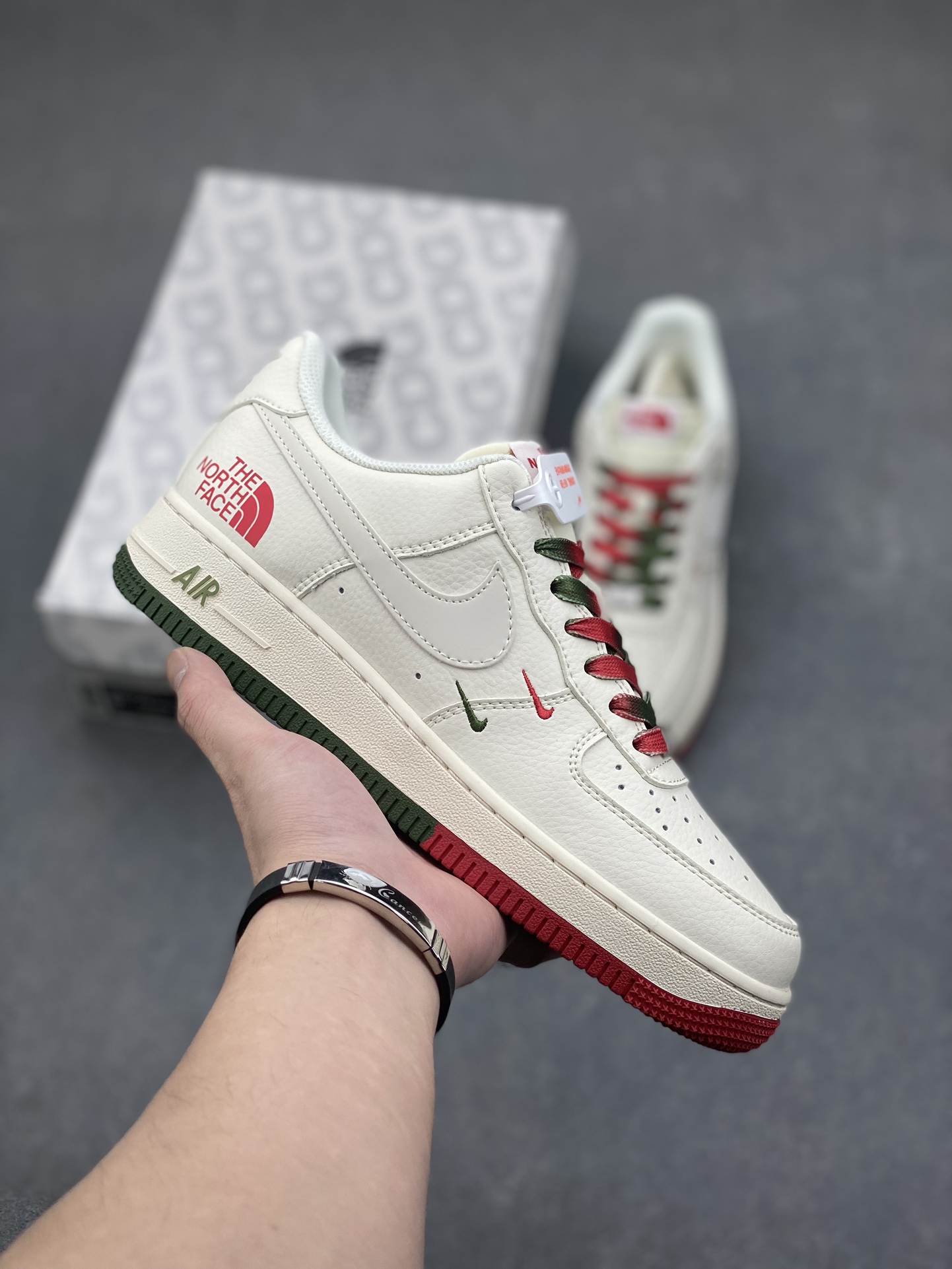 Nike Air Force 1 '07 Low The North Face Collab Sneakers - Limited Edition 2 i1733246582 8224 1