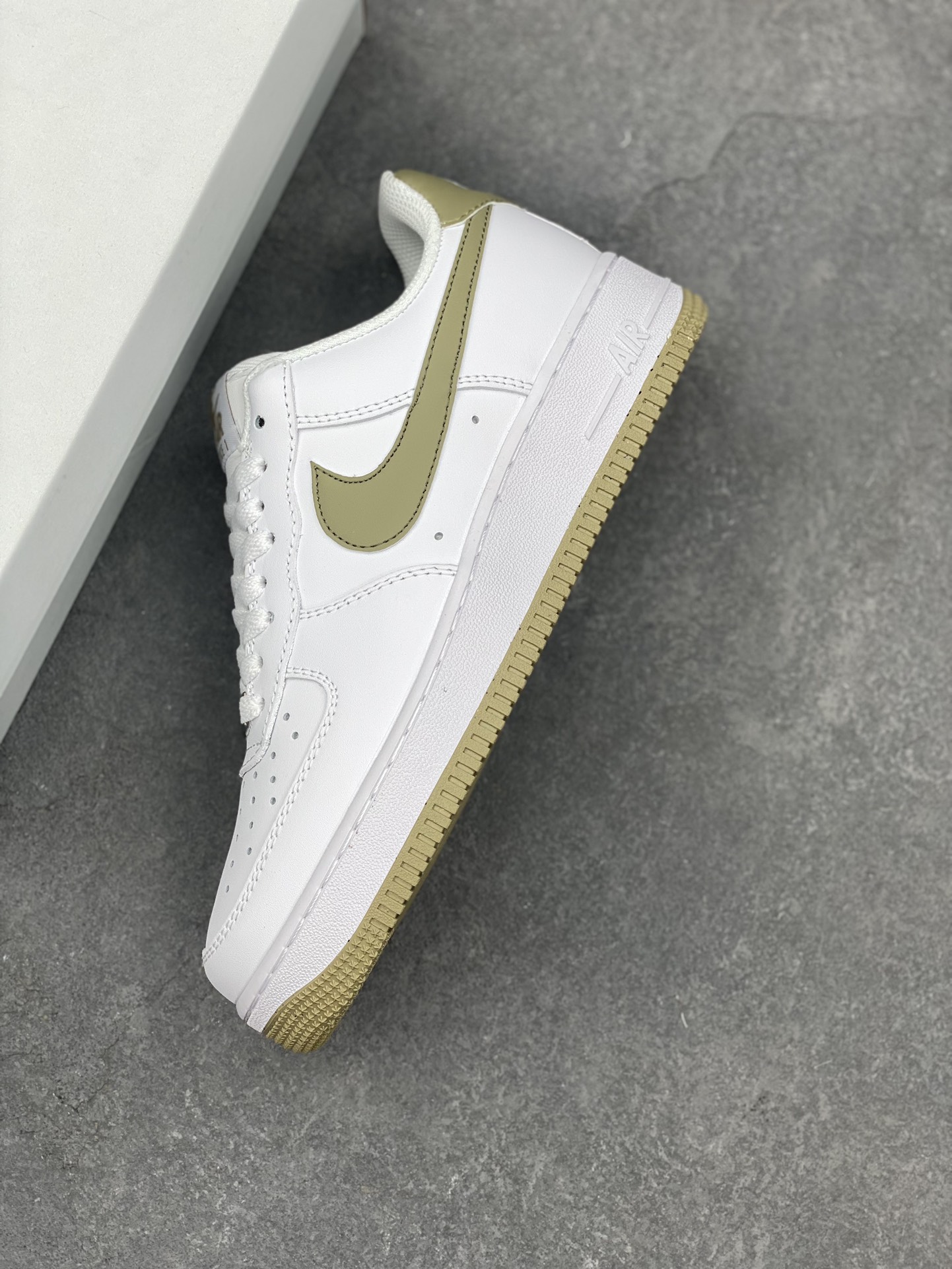 Nike Air Force 1 Low White Olive Canvas Sneakers FJ4146-110 8 i1733329577 4926 0