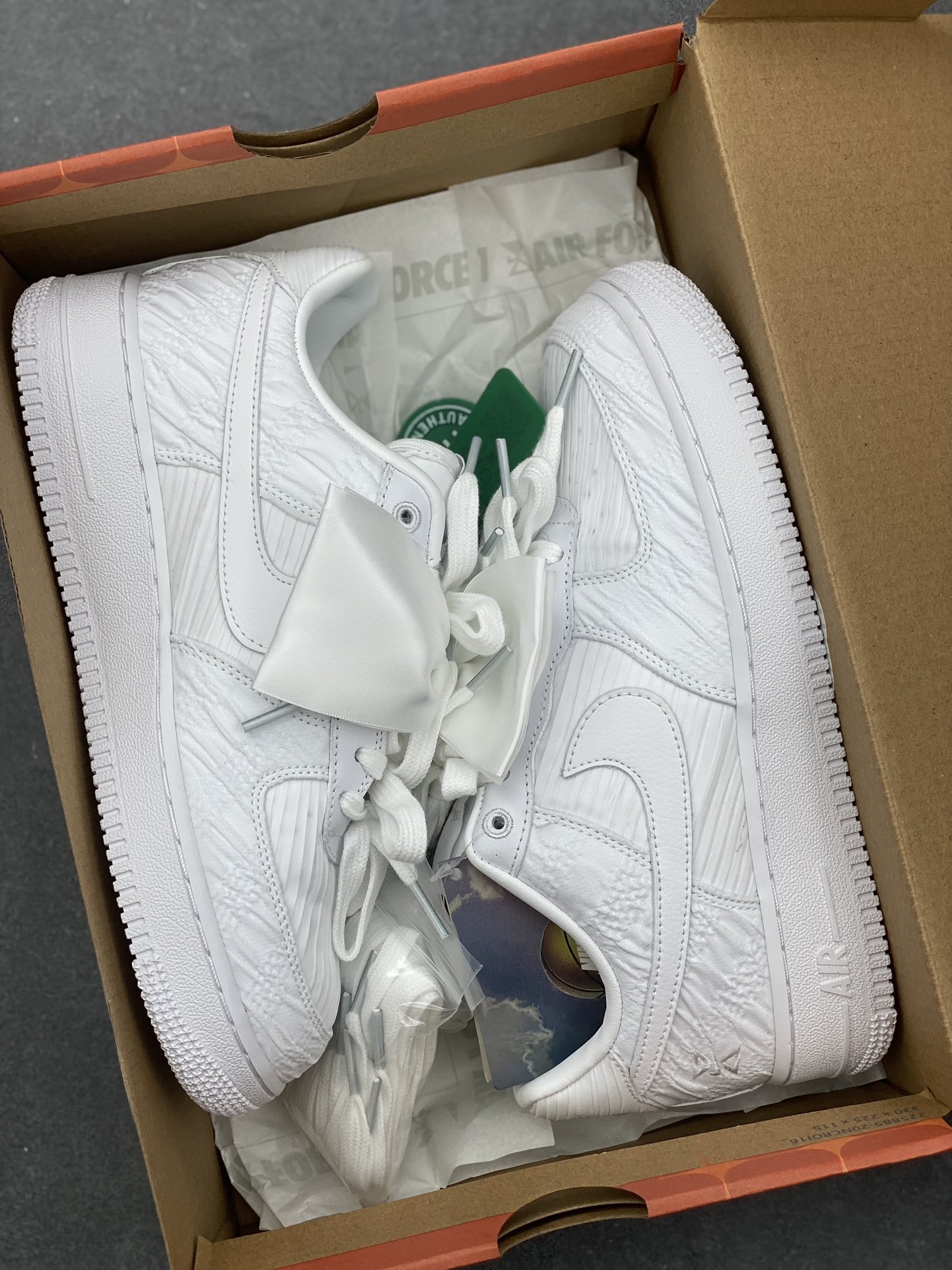 Nike Air Force 1 Low White Textured Leather Sneakers DV4244-111 10 i1733329646 6007 1