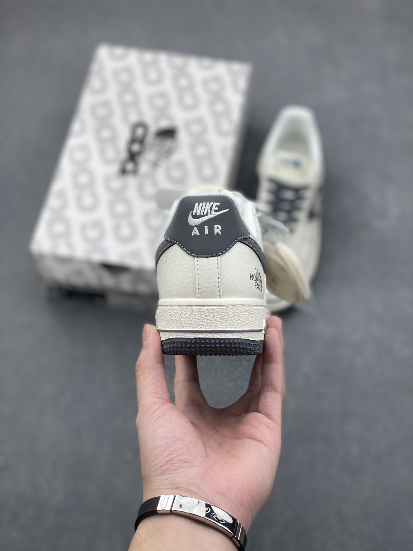 Nike Air Force 1 '07 Low The North Face CDG Sneakers DM6688-002 5 i1733329715 3106 6
