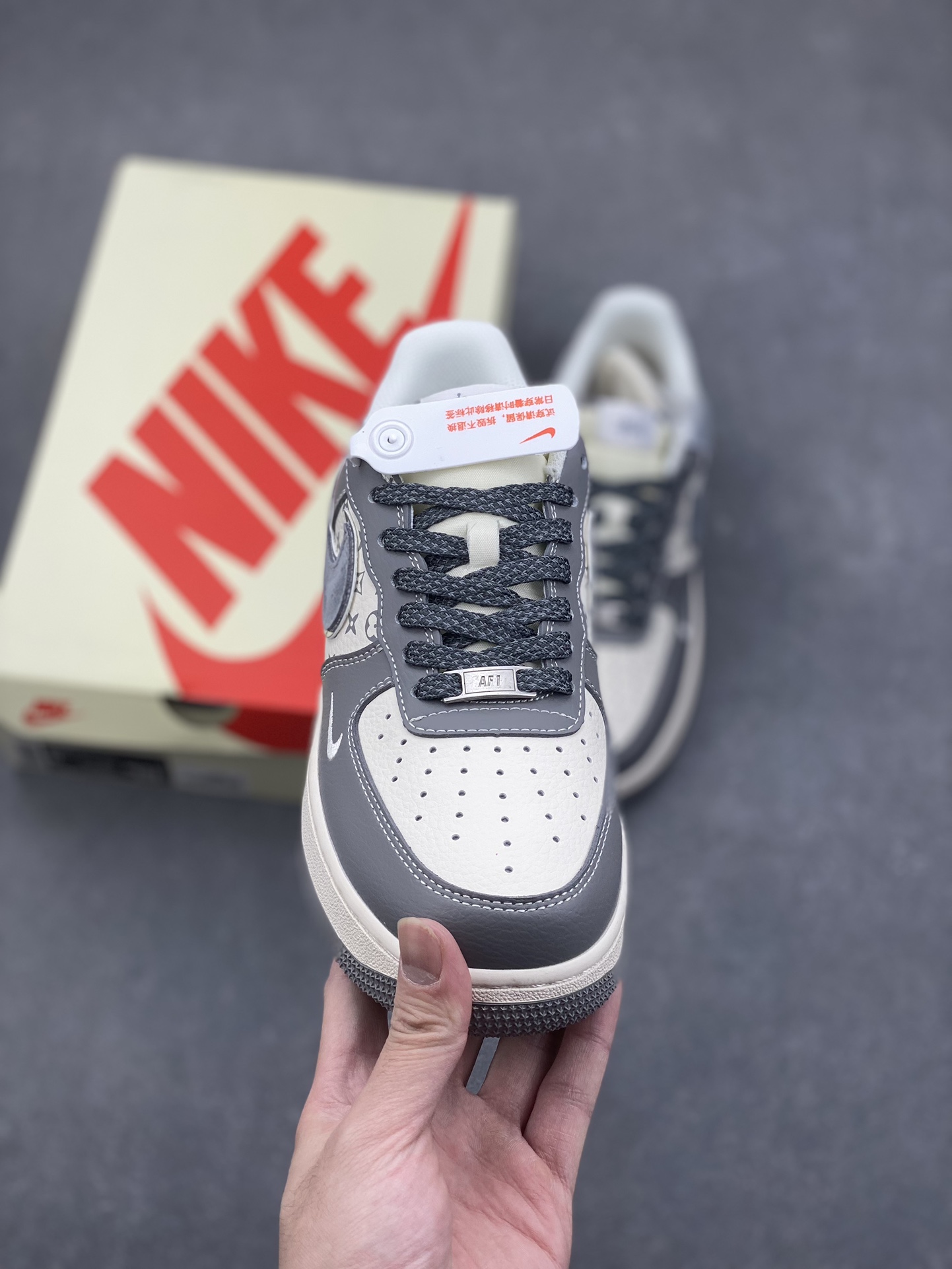 Nike Air Force 1 '07 Low Stussy Collaboration - Limited Edition Sneakers 3 i1733329831 2734 7