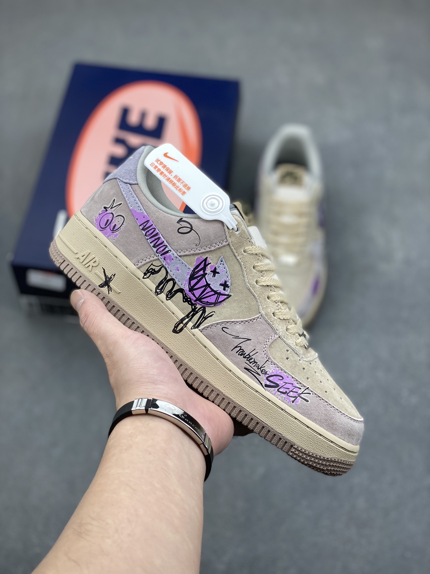 Nike Air Force 1 Low Sneakers Custom Graffiti Design, Casual Shoes For Men Women 2 i1733418019 6945 0