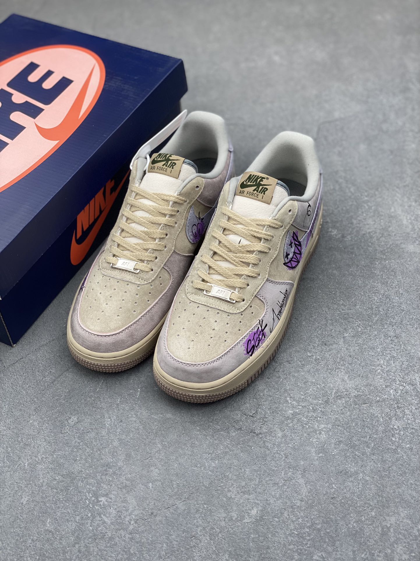 Nike Air Force 1 Low Sneakers Custom Graffiti Design, Casual Shoes For Men Women 9 i1733418019 7462 7