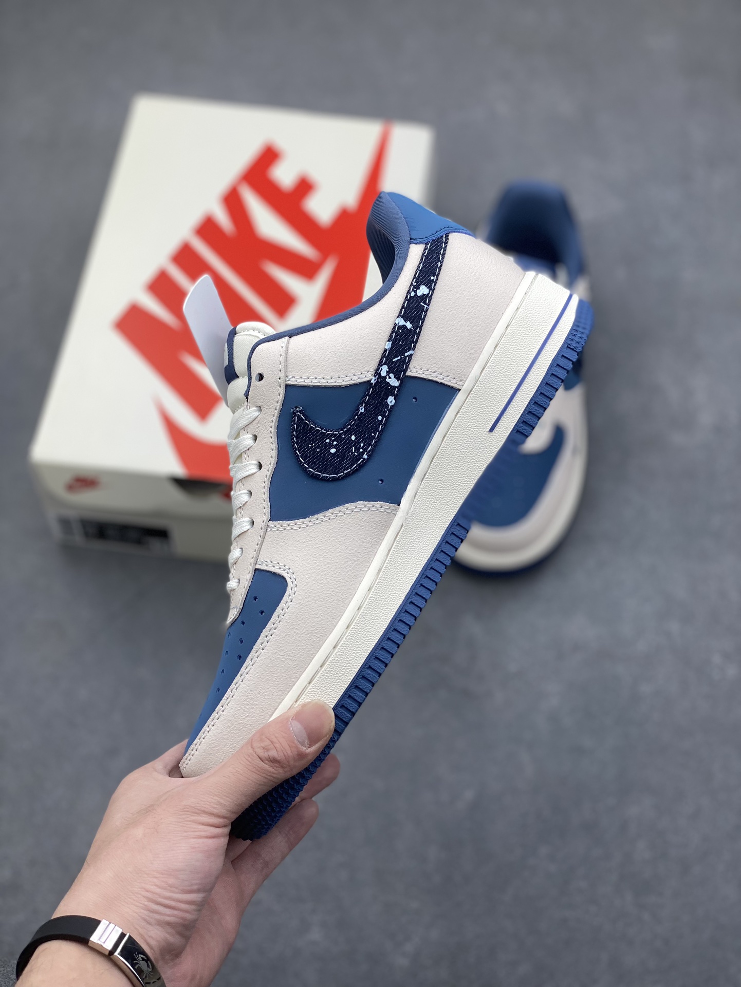 Nike Air Force 1 '07 Low The North Face Collab Sneakers - Blue/Cream 4 i1733418407 4414 2
