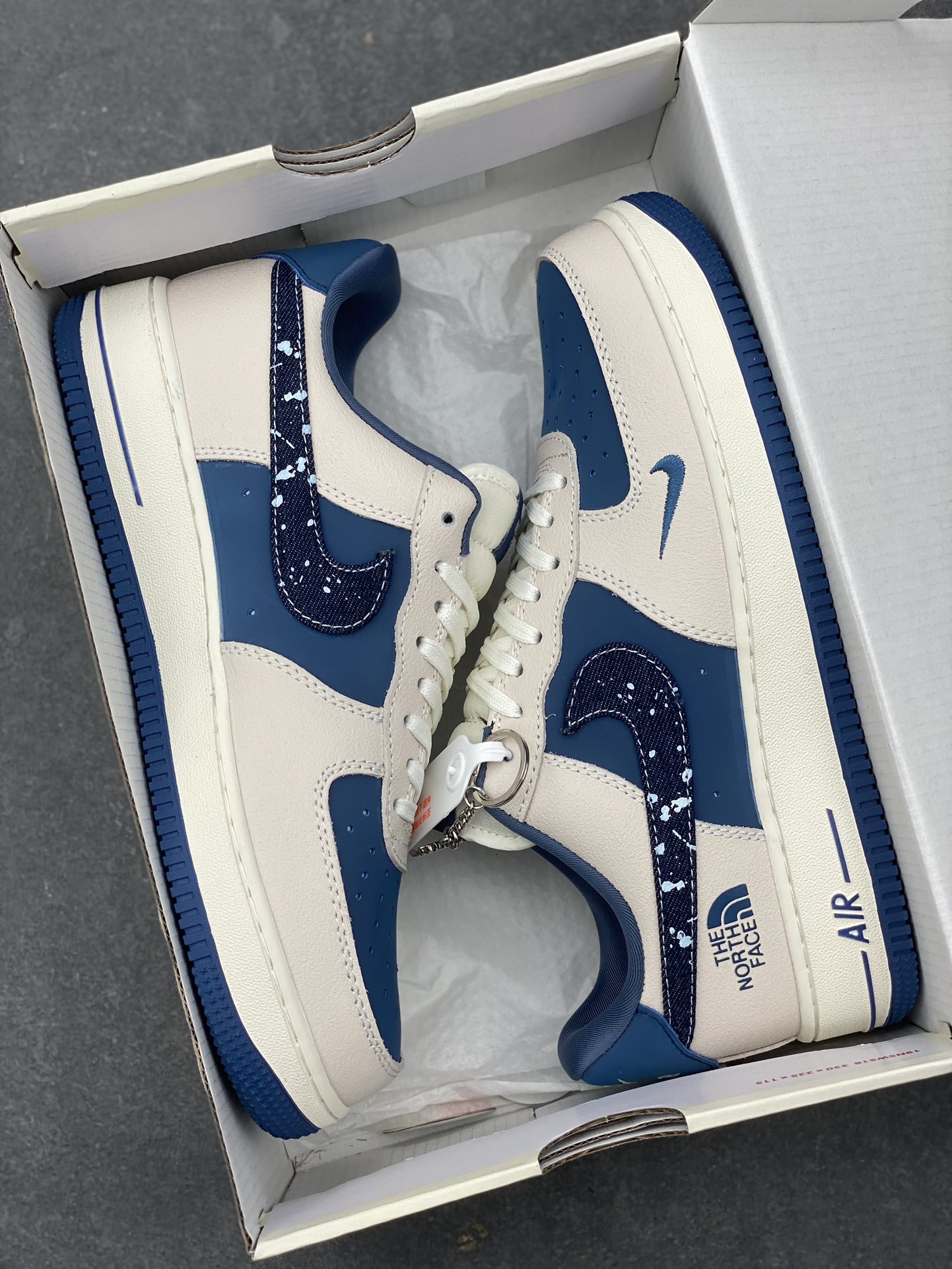 Nike Air Force 1 '07 Low The North Face Collab Sneakers - Blue/Cream 10 i1733418407 7973 8