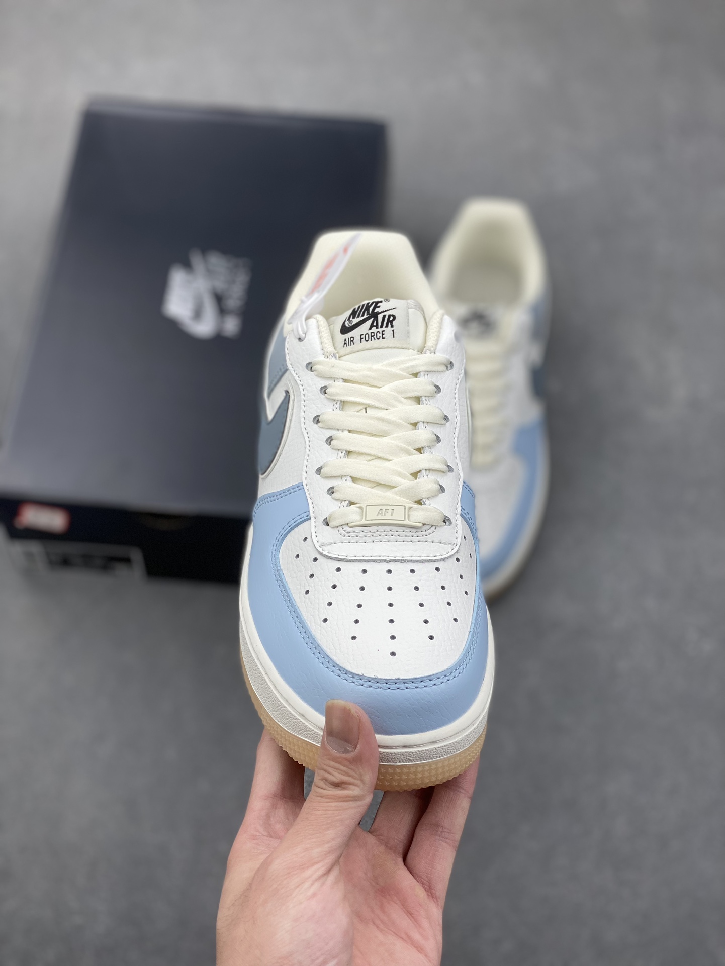 Nike Air Force 1 Low 'College Blue' Casual Sneakers AA1366-401 3 i1733511902 1658 8