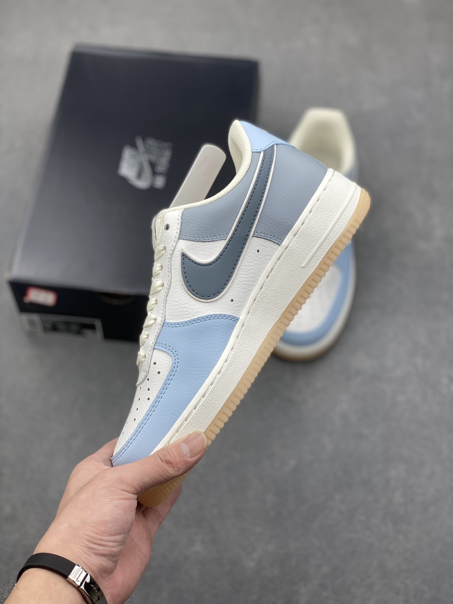 Nike Air Force 1 Low 'College Blue' Casual Sneakers AA1366-401 4 i1733511902 7302 1