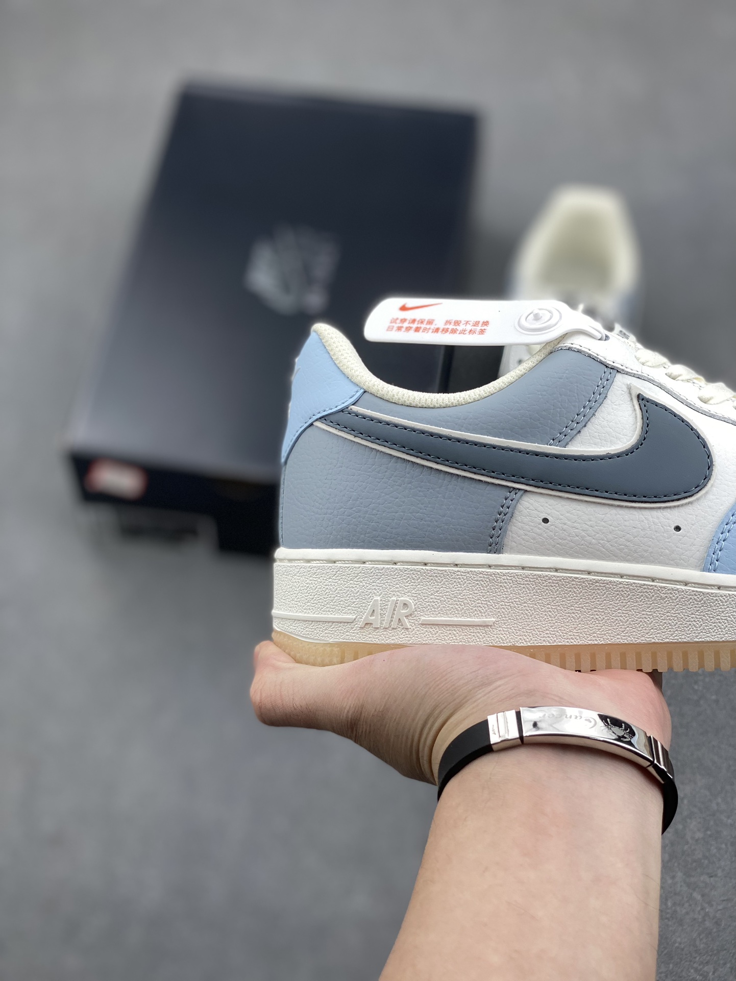 Nike Air Force 1 Low 'College Blue' Casual Sneakers AA1366-401 6 i1733511902 9920 5