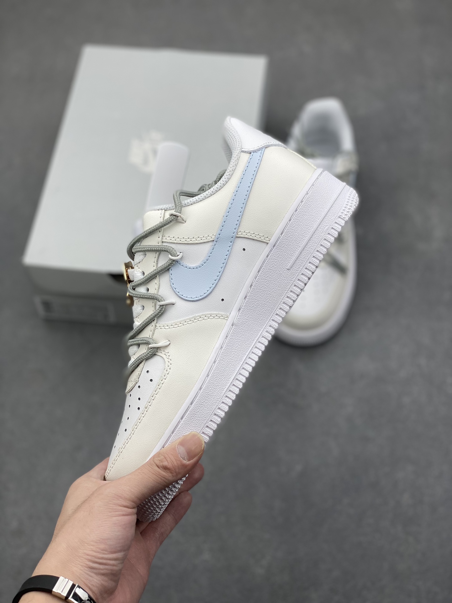 Nike Air Force 1 Low Christmas Santa Claus Sneakers - Limited Edition 4 i1733590498 8308 0