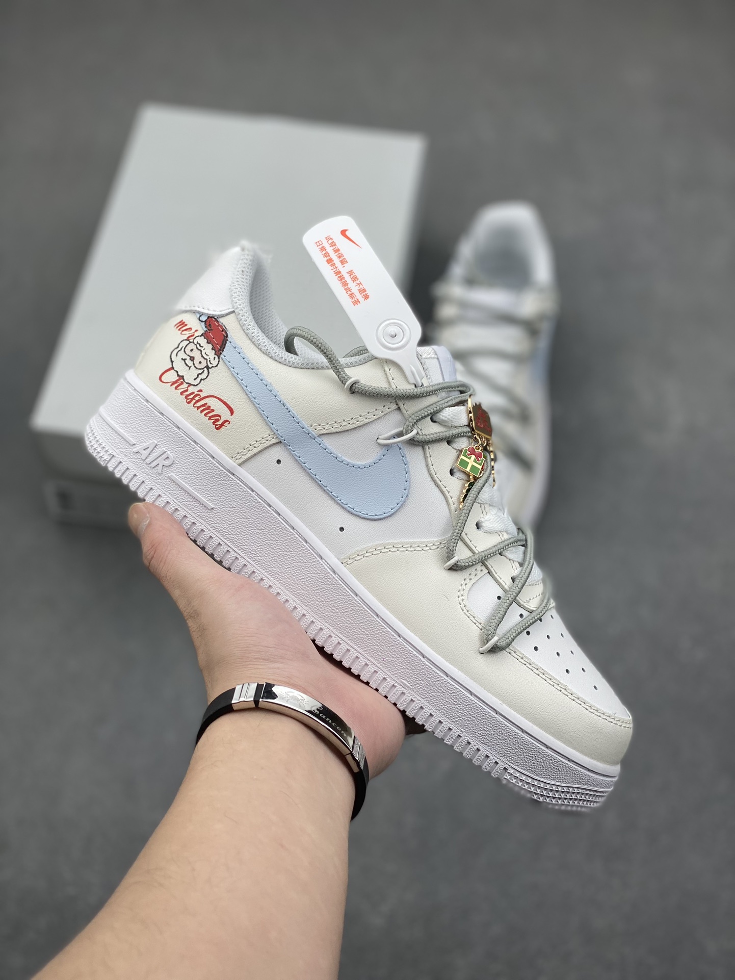 Nike Air Force 1 Low Christmas Santa Claus Sneakers - Limited Edition 2 i1733590499 2370 4